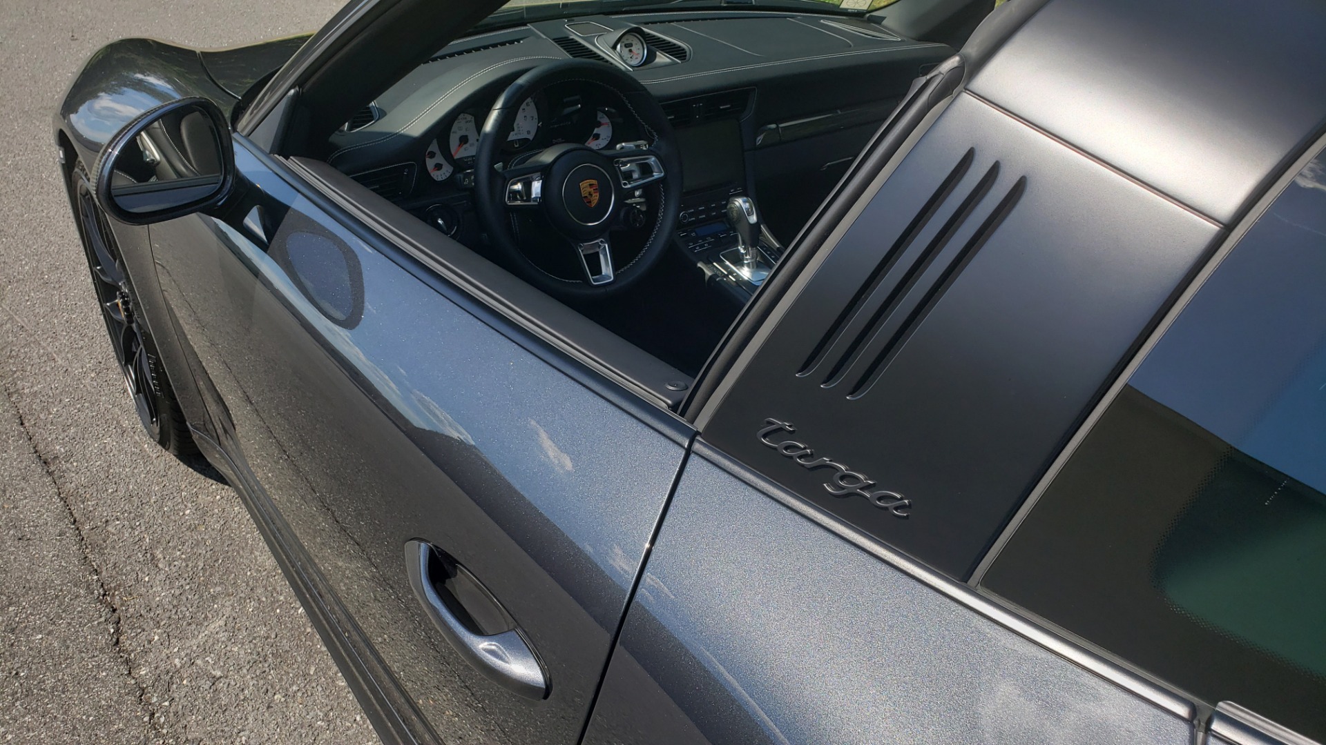 Used 2018 Porsche 911 4 GTS for sale Sold at Formula Imports in Charlotte NC 28227 14