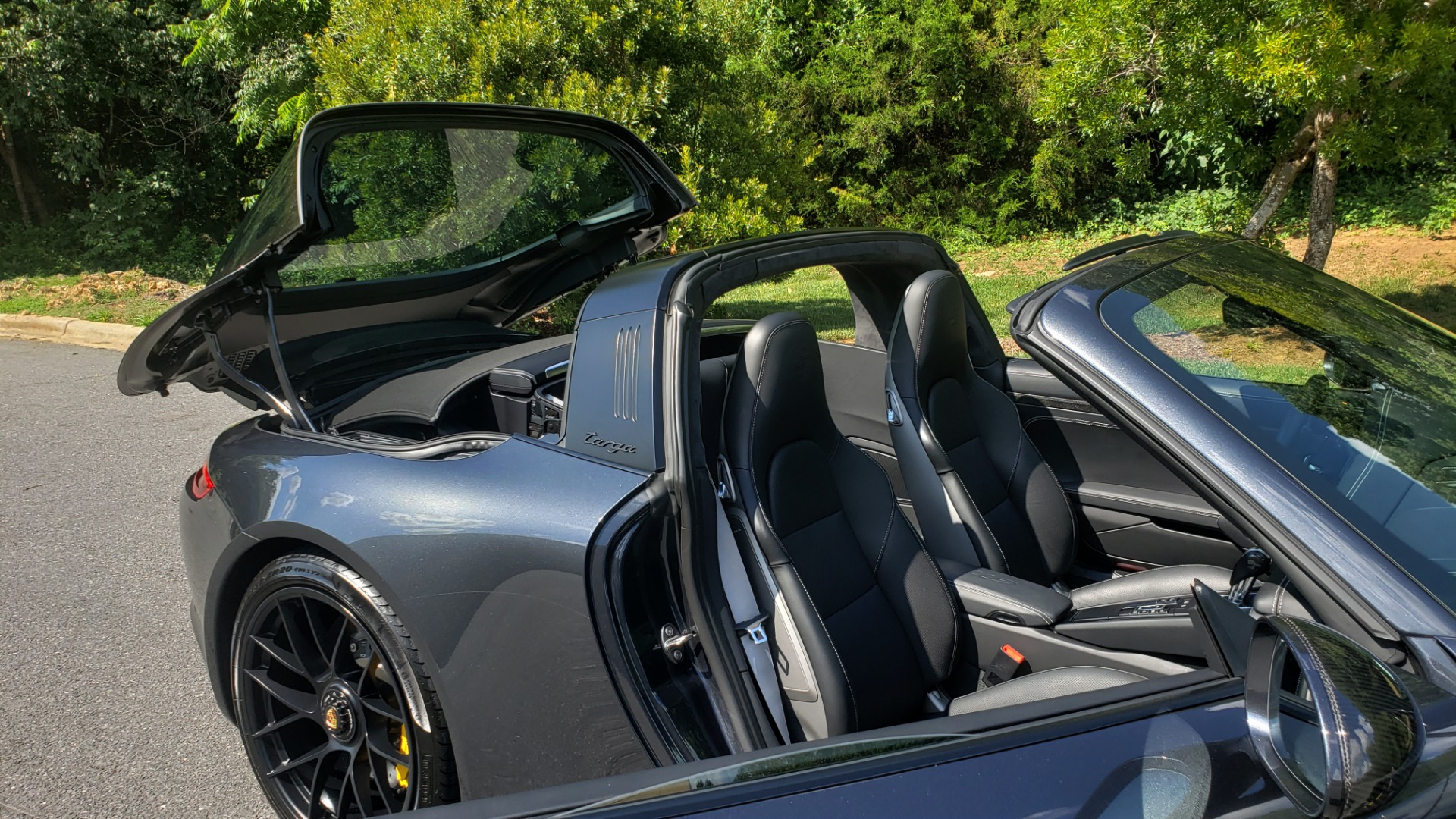 Used 2018 Porsche 911 4 GTS for sale Sold at Formula Imports in Charlotte NC 28227 22