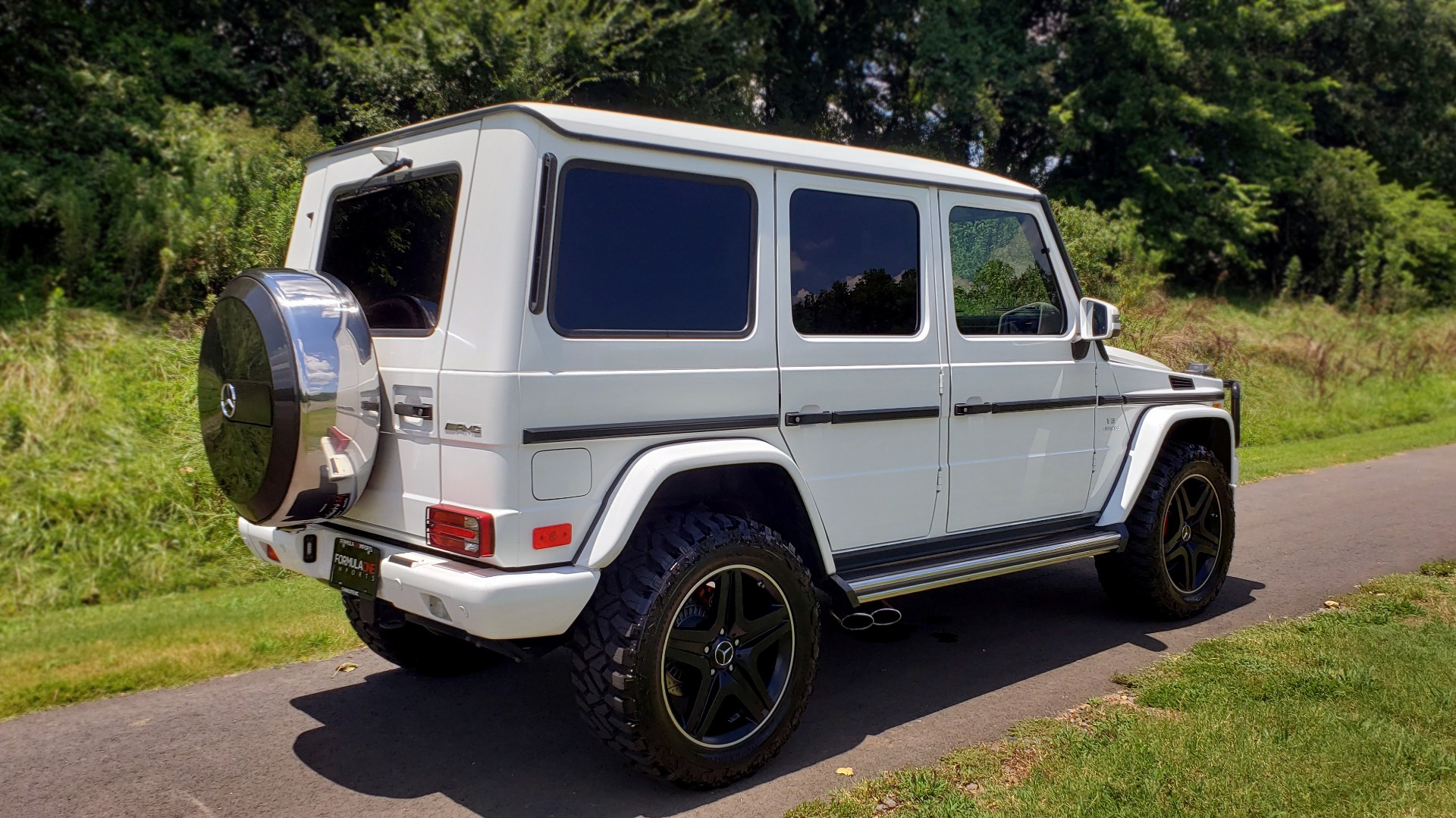Used 2014 Mercedes-Benz G-CLASS G 63 AMG / AWD / NAV / SUNROOF / PREM SOUND / BSM for sale Sold at Formula Imports in Charlotte NC 28227 4