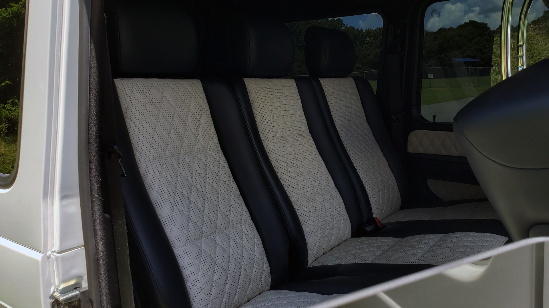 Used 2014 Mercedes-Benz G-CLASS G 63 AMG / AWD / NAV / SUNROOF / PREM SOUND / BSM for sale Sold at Formula Imports in Charlotte NC 28227 84