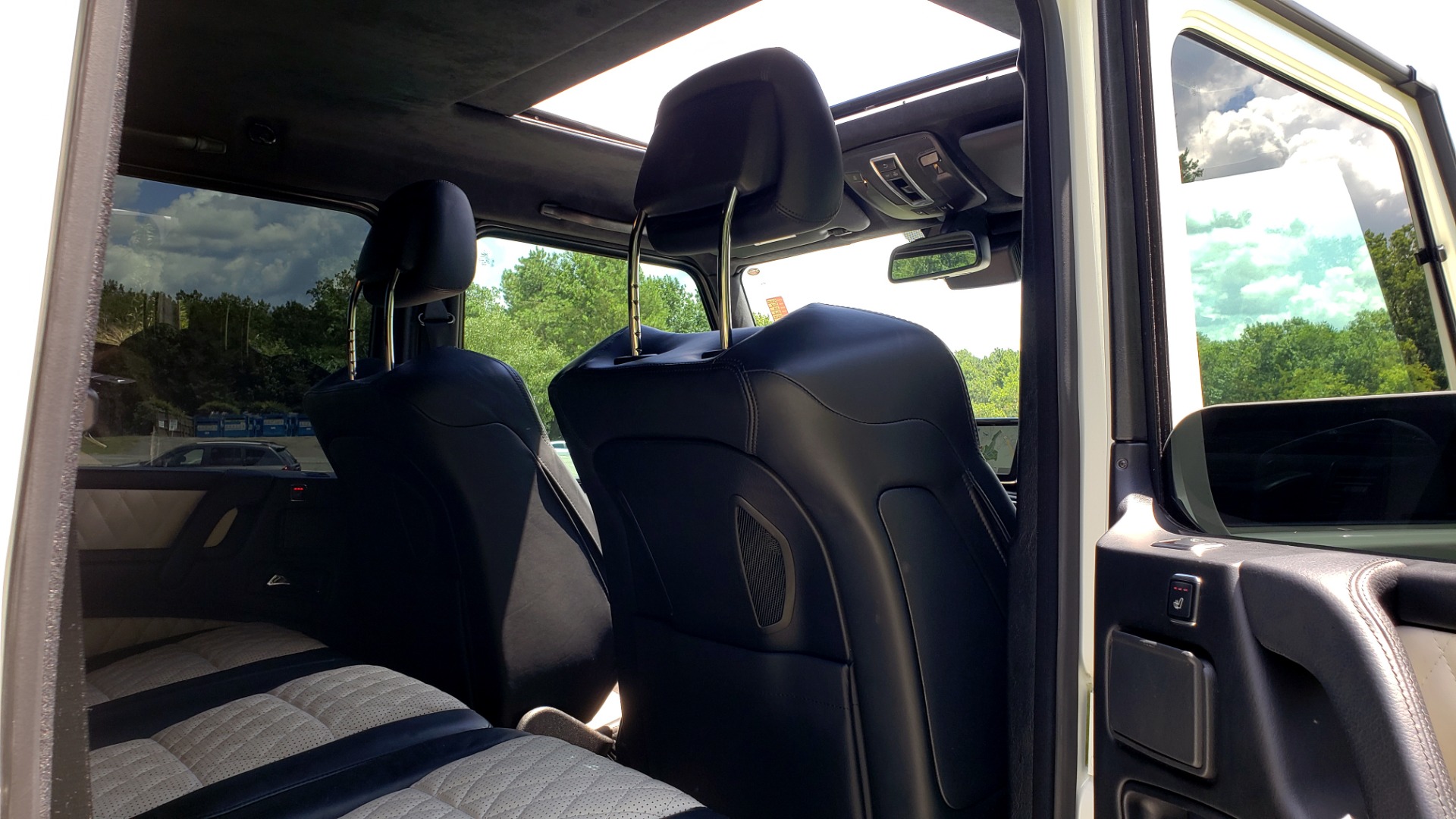Used 2014 Mercedes-Benz G-CLASS G 63 AMG / AWD / NAV / SUNROOF / PREM SOUND / BSM for sale Sold at Formula Imports in Charlotte NC 28227 85