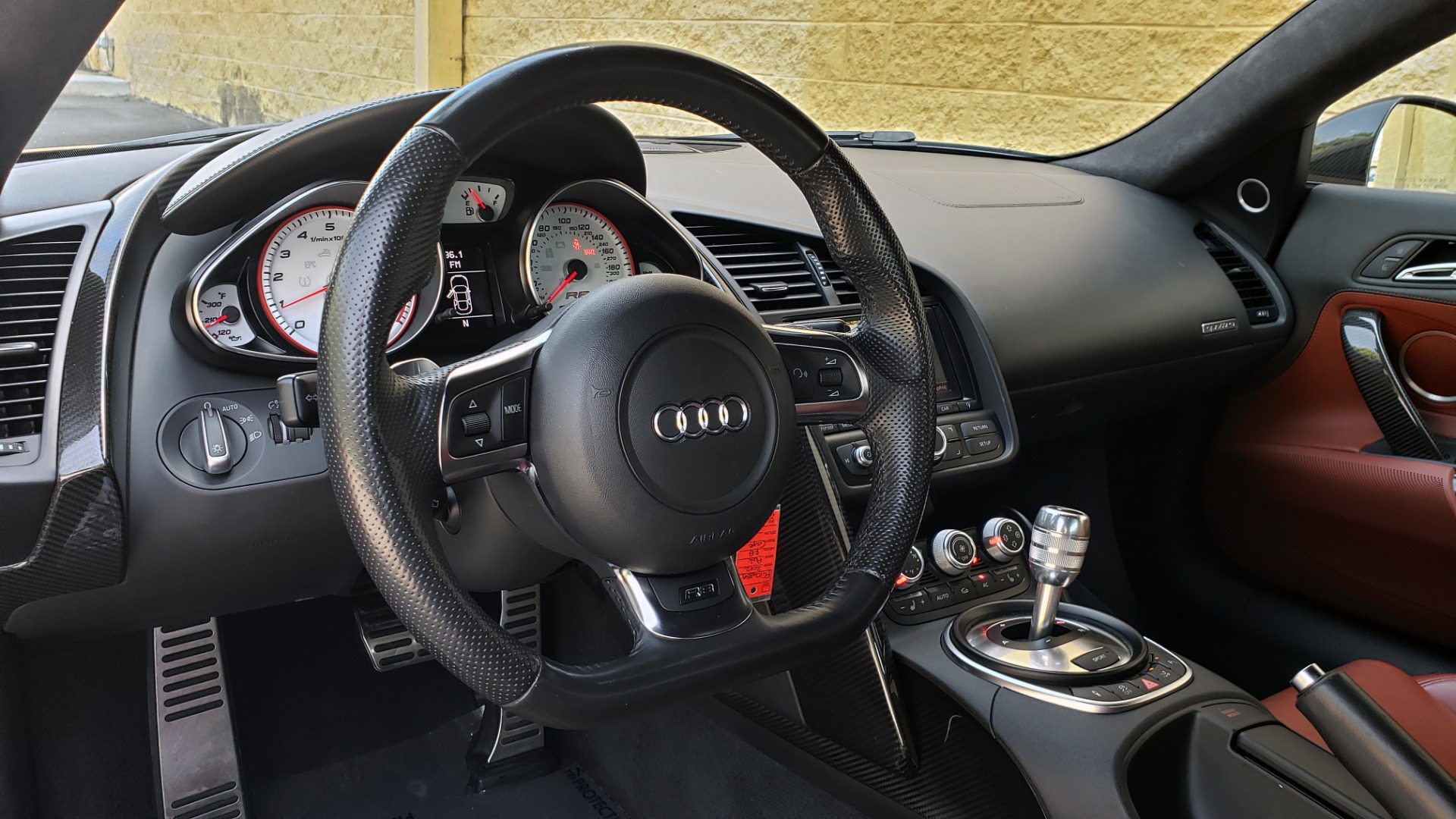 Used 2012 Audi R8 V10 5.2L / CUST WRAP BRUSHED BRONZE / NAV / B&O SOUND / CUST 19IN WHLS for sale $79,999 at Formula Imports in Charlotte NC 28227 36