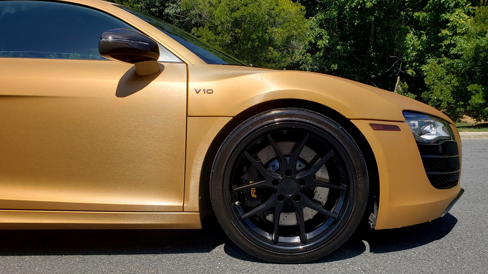 Used 2012 Audi R8 5.2L V10 / AWD / COUPE / NAV / 6-SPD AUTO / CUSTOM WRAP for sale Sold at Formula Imports in Charlotte NC 28227 67