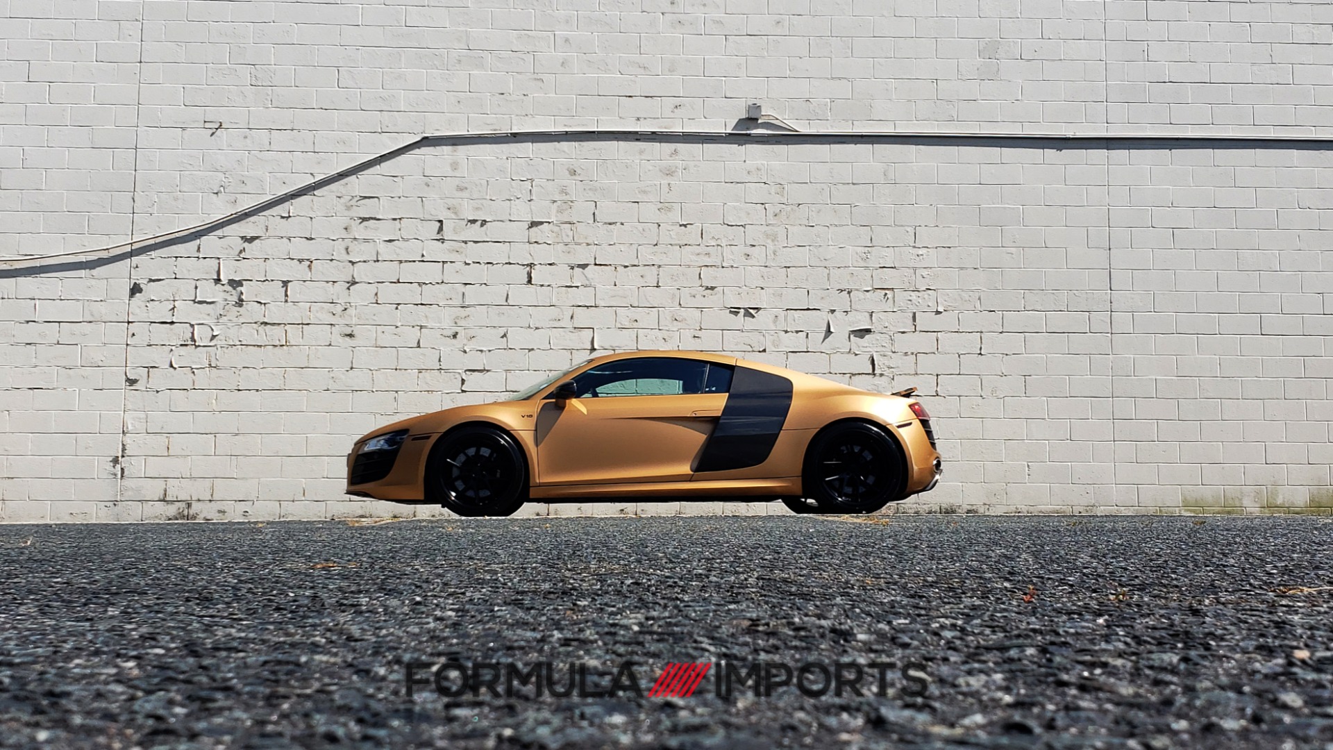 Used 2012 Audi R8 5.2L V10 / AWD / COUPE / NAV / 6-SPD AUTO / CUSTOM WRAP for sale Sold at Formula Imports in Charlotte NC 28227 74