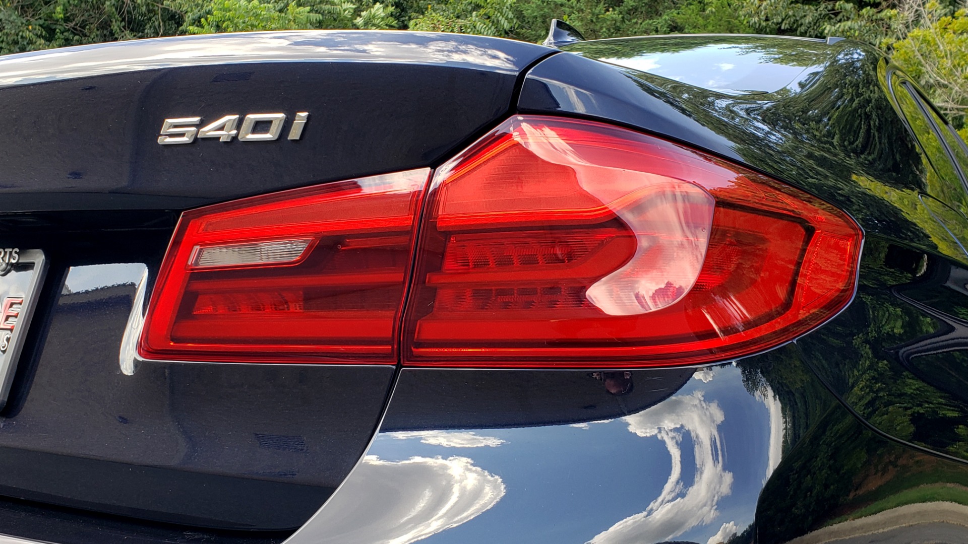 Used 2017 BMW 5 SERIES 540I XDRIVE M-SPORT / PREMIUM / NAV / HUD / SUNROOF / REARVIEW for sale $34,995 at Formula Imports in Charlotte NC 28227 26