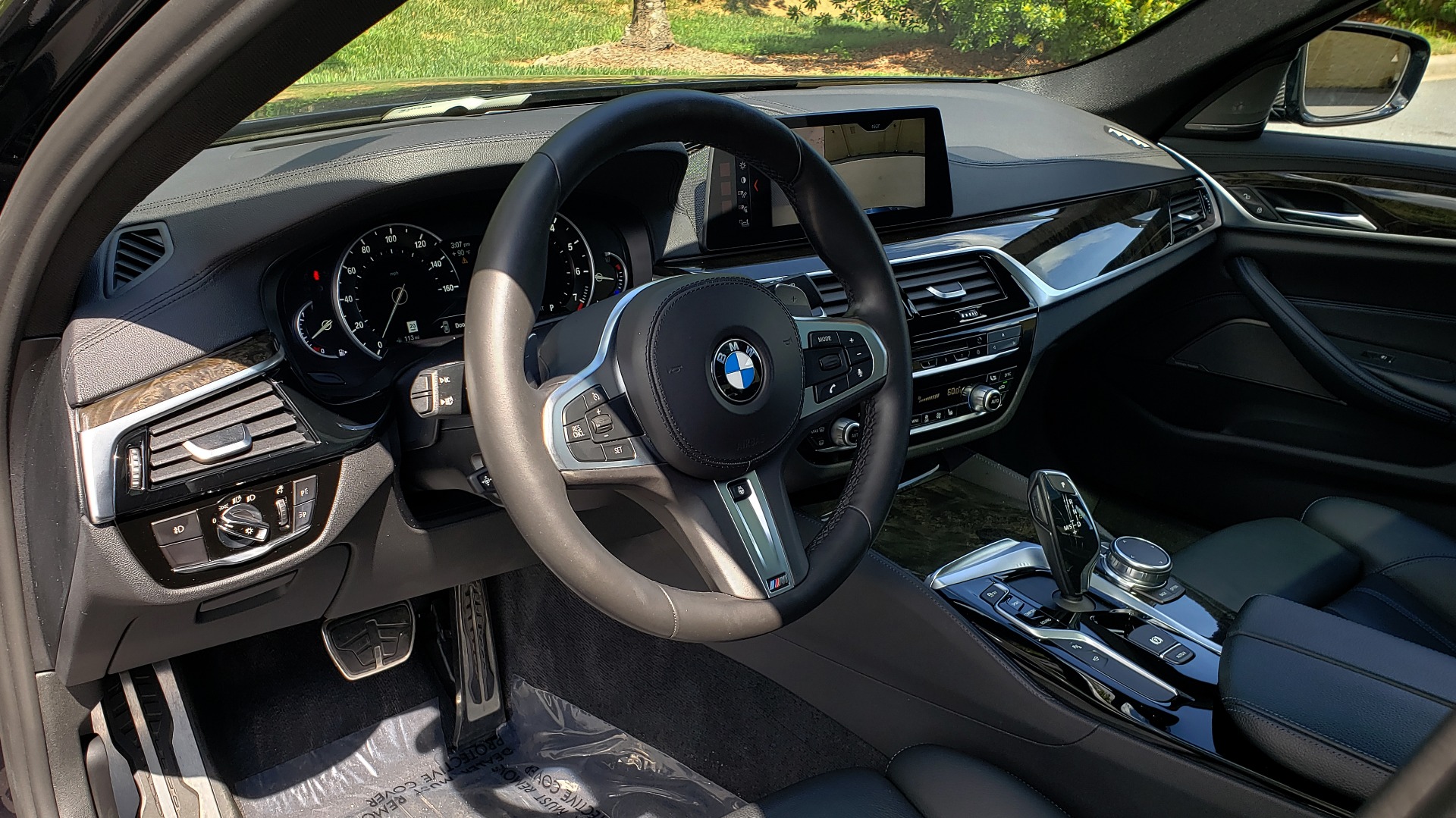 Used 2017 BMW 5 SERIES 540I XDRIVE PREMIUM / NAV / DRVR ASST PLUS / CLD WTHR / SUNROOF / REARVIEW for sale Sold at Formula Imports in Charlotte NC 28227 30