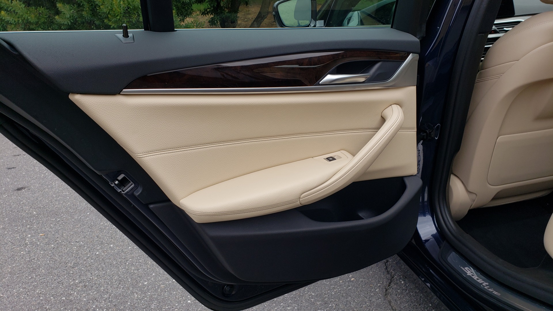 Used 2017 BMW 5 SERIES 540I XDRIVE PREMIUM / NAV / DRVR ASST / CLD WTHR / SUNROOF / REARVIEW for sale Sold at Formula Imports in Charlotte NC 28227 53