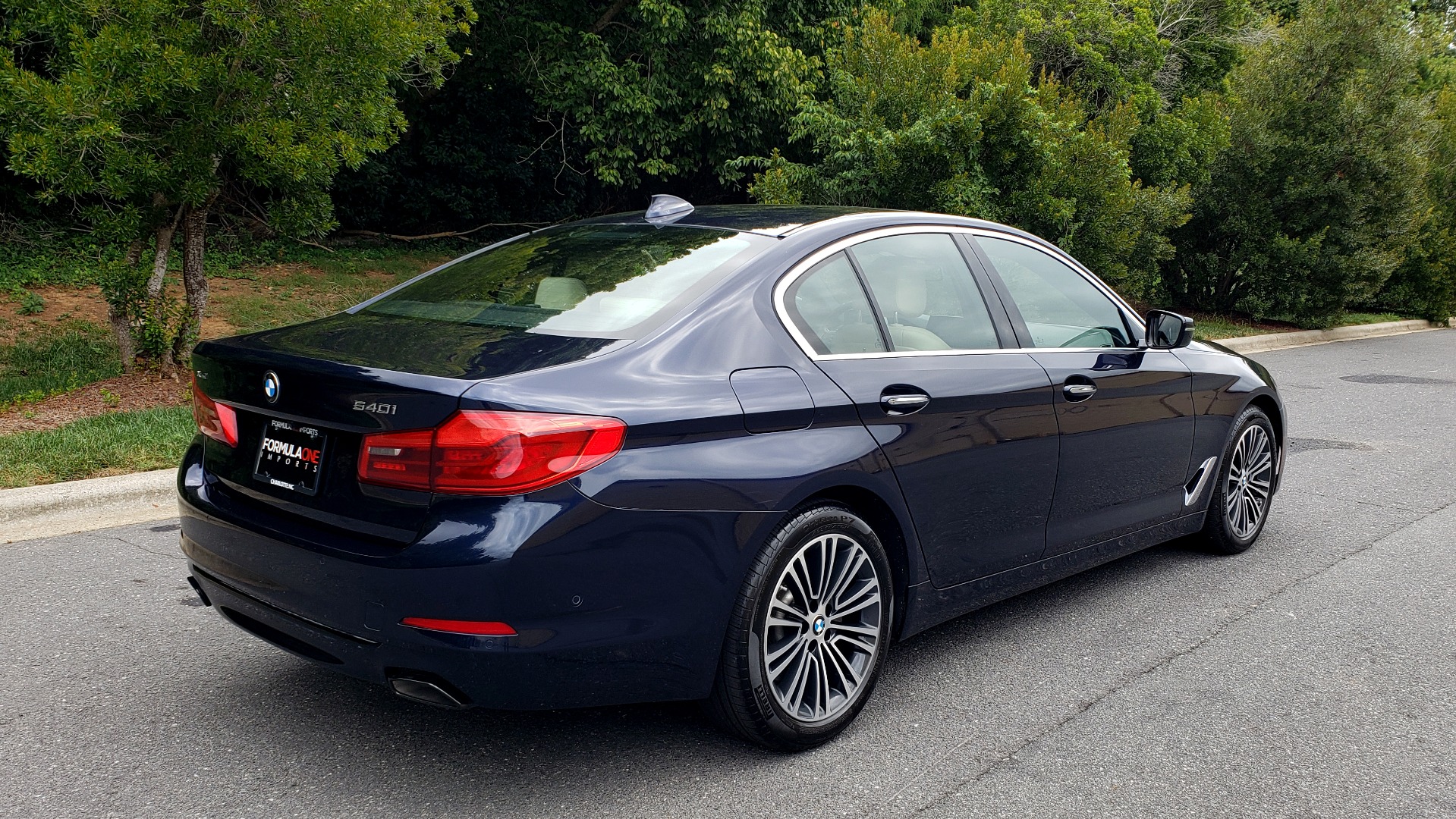 Used 2017 BMW 5 SERIES 540I XDRIVE PREMIUM / NAV / DRVR ASST / CLD WTHR / SUNROOF / REARVIEW for sale Sold at Formula Imports in Charlotte NC 28227 6
