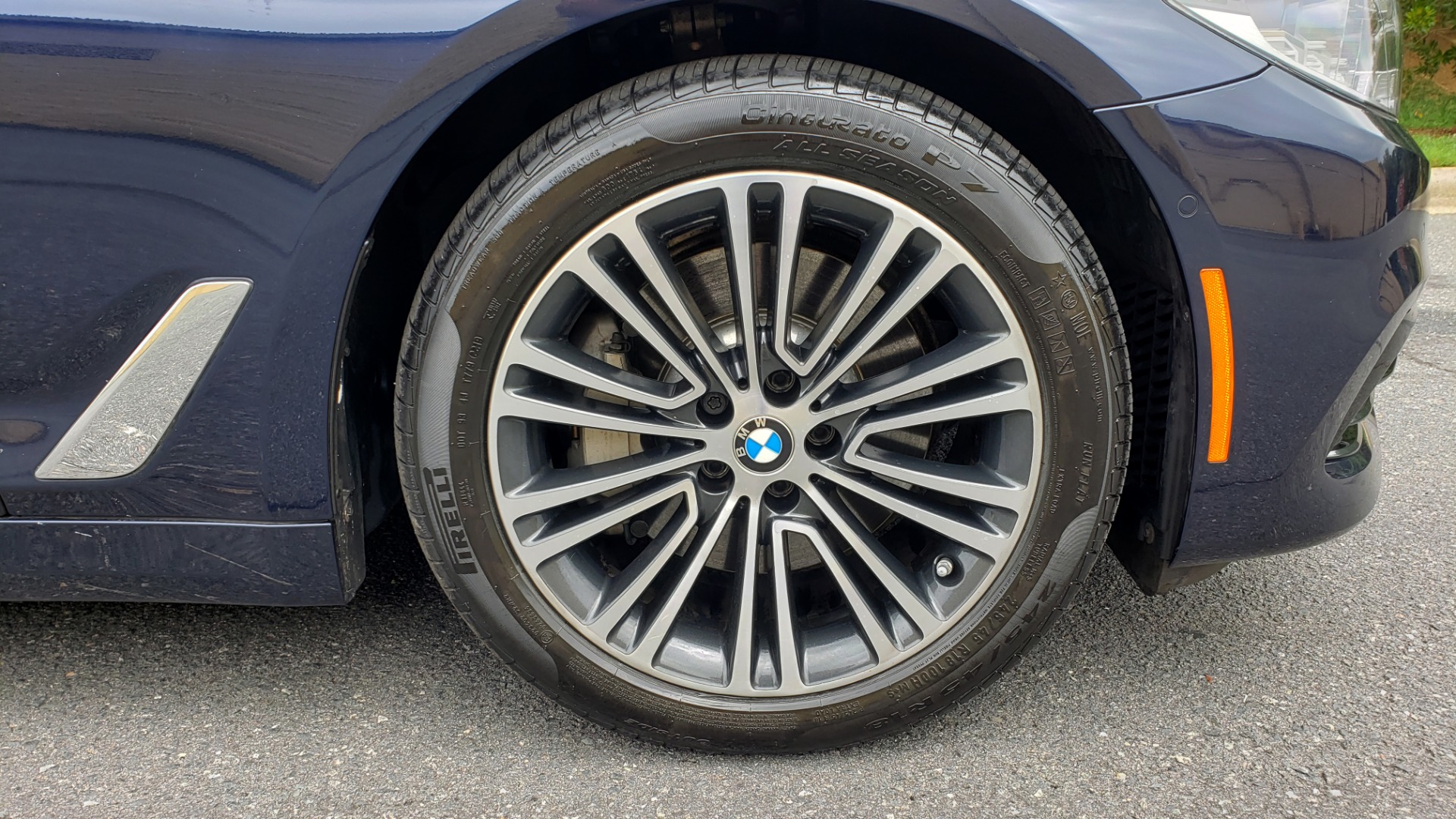 Used 2017 BMW 5 SERIES 540I XDRIVE PREMIUM / NAV / DRVR ASST / CLD WTHR / SUNROOF / REARVIEW for sale Sold at Formula Imports in Charlotte NC 28227 74