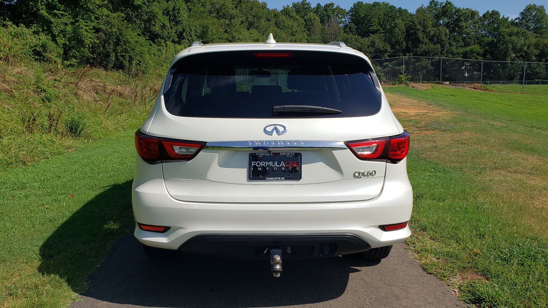 Used 2016 Infiniti QX60 AWD / 3.5L V6 / SUNROOF / HTD STS / 3-ROW / TOWING / REARVIEW for sale Sold at Formula Imports in Charlotte NC 28227 16