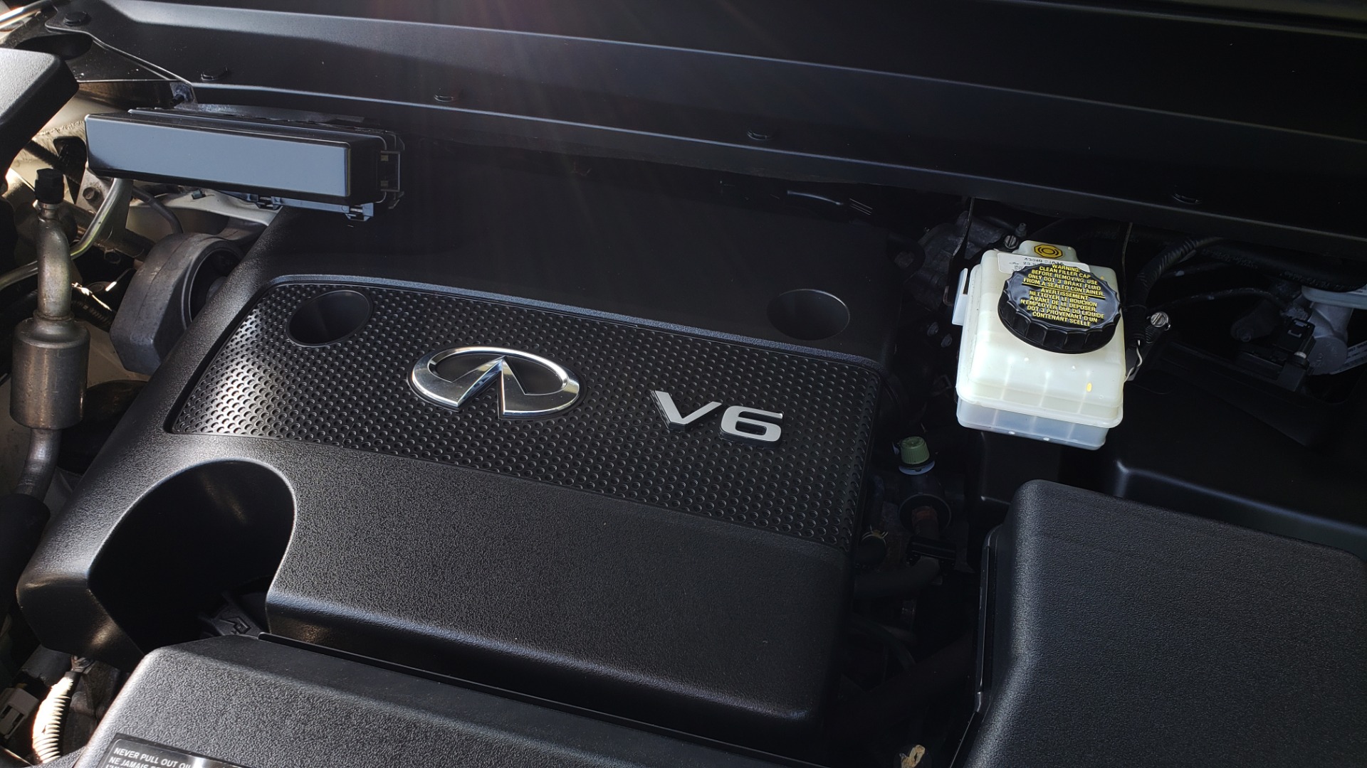 Used 2016 Infiniti QX60 AWD / 3.5L V6 / SUNROOF / HTD STS / 3-ROW / TOWING / REARVIEW for sale Sold at Formula Imports in Charlotte NC 28227 23