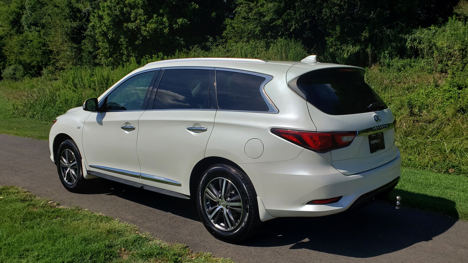 Used 2016 Infiniti QX60 AWD / 3.5L V6 / SUNROOF / HTD STS / 3-ROW / TOWING / REARVIEW for sale Sold at Formula Imports in Charlotte NC 28227 5