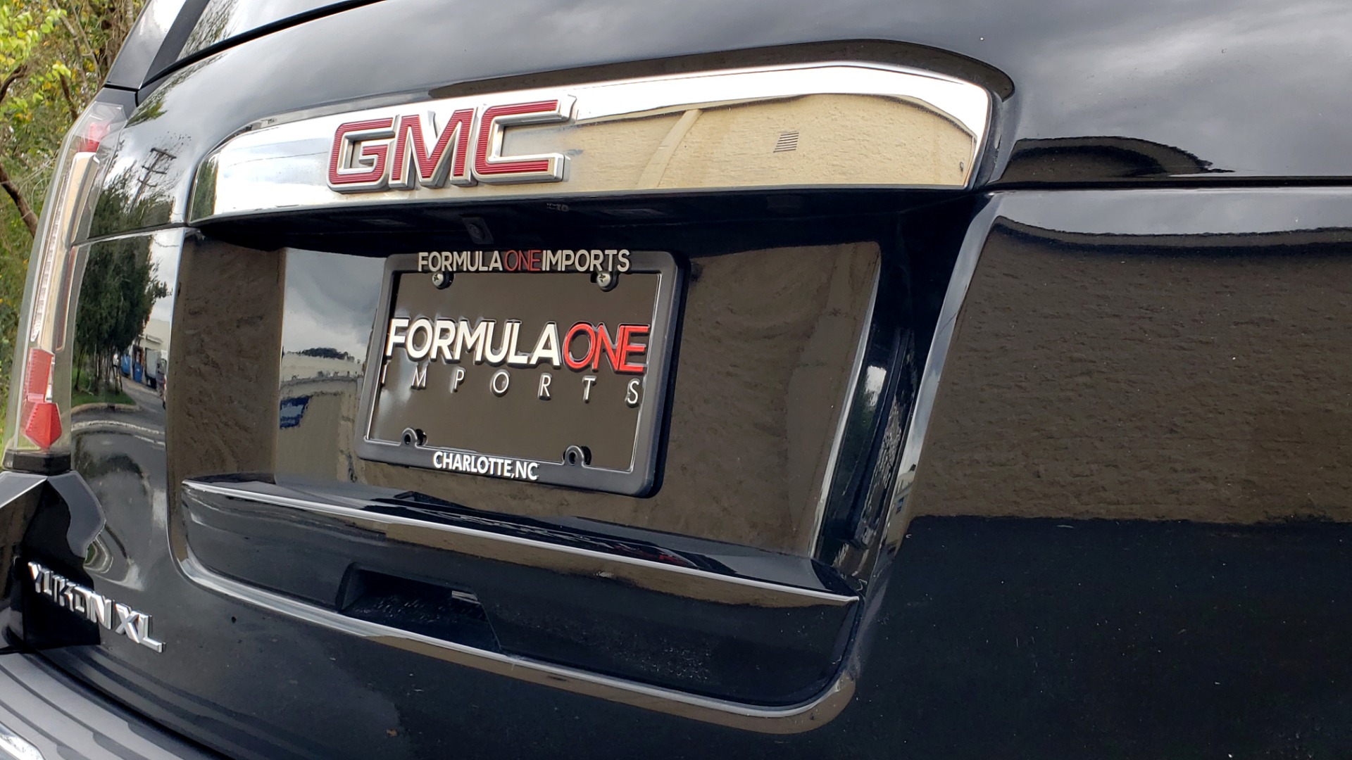 Used 2017 GMC YUKON XL DENALI 4WD / NAV / SUNROOF / ENT / 3-ROWS / BOSE / REARVIEW for sale Sold at Formula Imports in Charlotte NC 28227 31