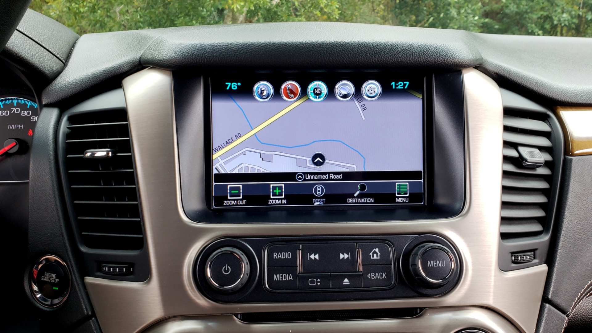 Used 2017 GMC YUKON XL DENALI 4WD / NAV / SUNROOF / ENT / 3-ROWS / BOSE / REARVIEW for sale Sold at Formula Imports in Charlotte NC 28227 53