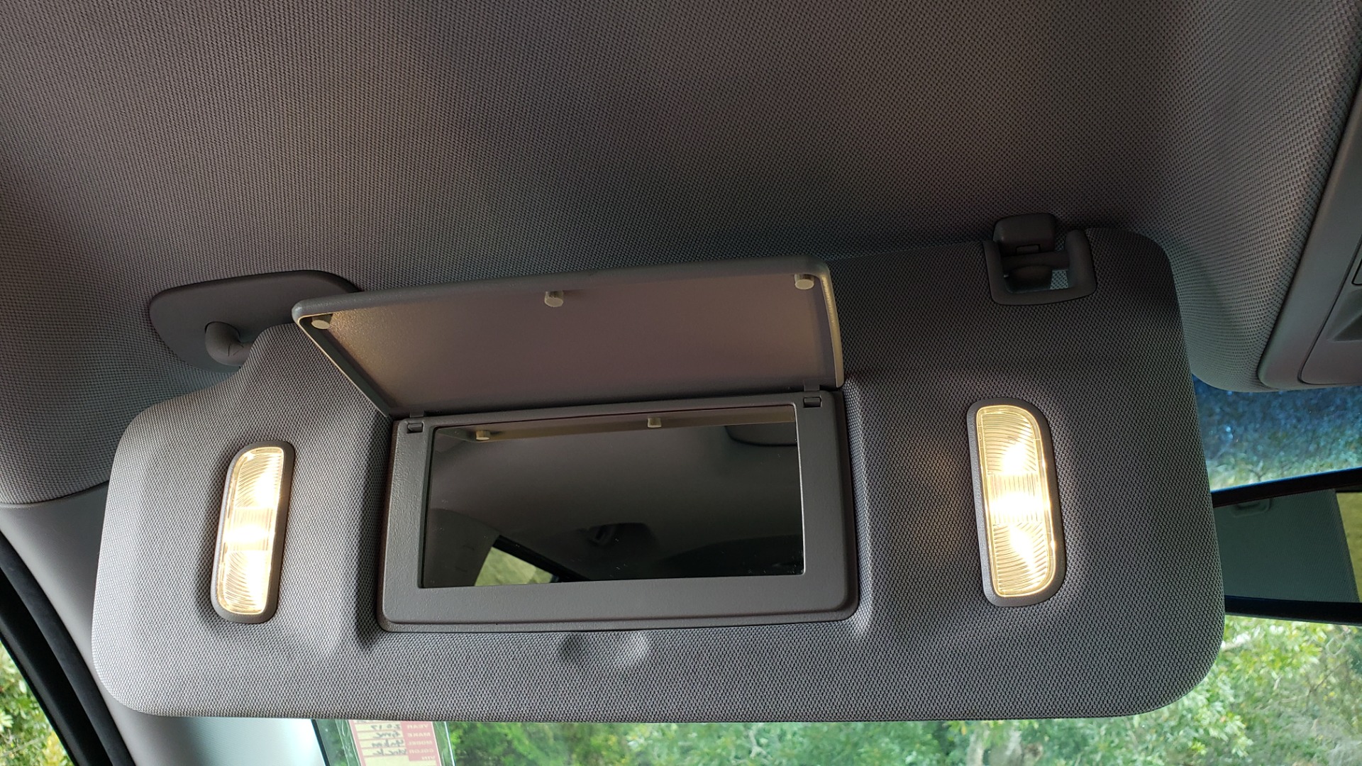 Used 2017 GMC YUKON XL DENALI 4WD / NAV / SUNROOF / ENT / 3-ROWS / BOSE / REARVIEW for sale Sold at Formula Imports in Charlotte NC 28227 59