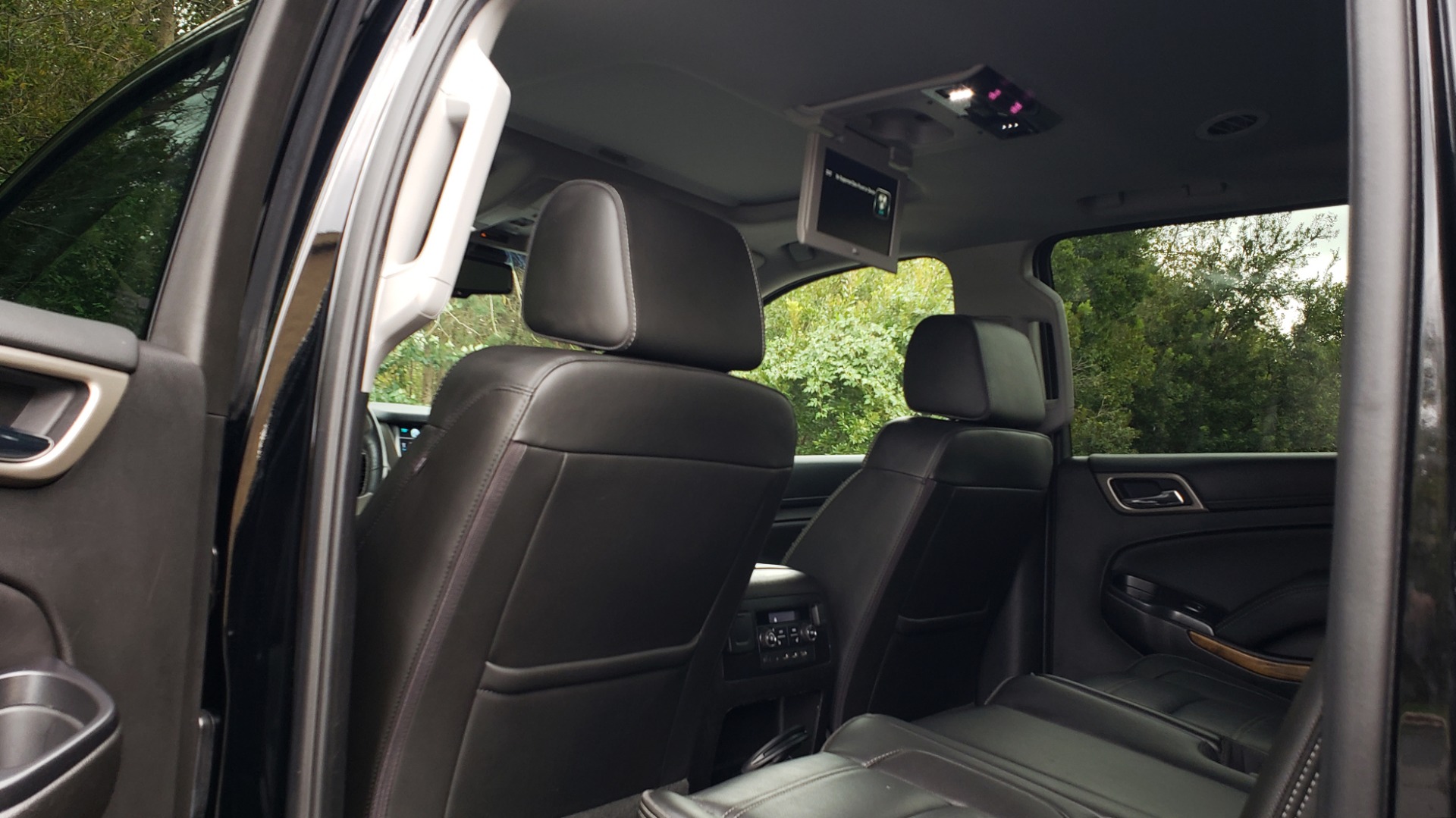 Used 2017 GMC YUKON XL DENALI 4WD / NAV / SUNROOF / ENT / 3-ROWS / BOSE / REARVIEW for sale Sold at Formula Imports in Charlotte NC 28227 67