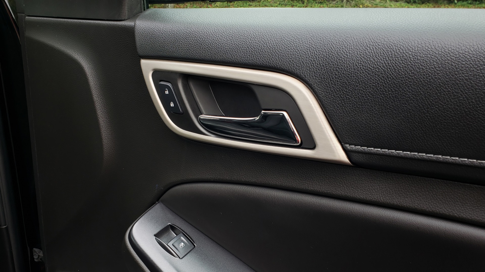 Used 2017 GMC YUKON XL DENALI 4WD / NAV / SUNROOF / ENT / 3-ROWS / BOSE / REARVIEW for sale Sold at Formula Imports in Charlotte NC 28227 75