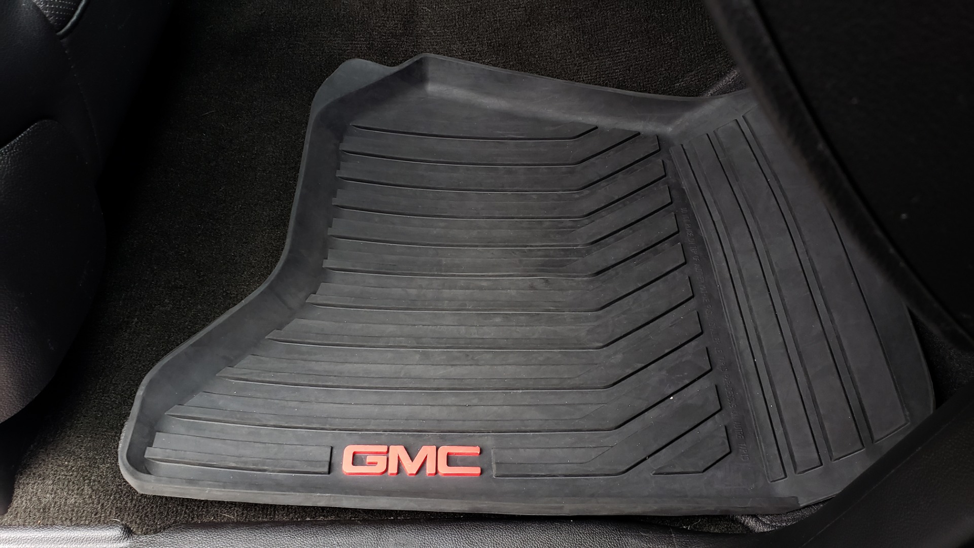 Used 2017 GMC YUKON XL DENALI 4WD / NAV / SUNROOF / ENT / 3-ROWS / BOSE / REARVIEW for sale Sold at Formula Imports in Charlotte NC 28227 79