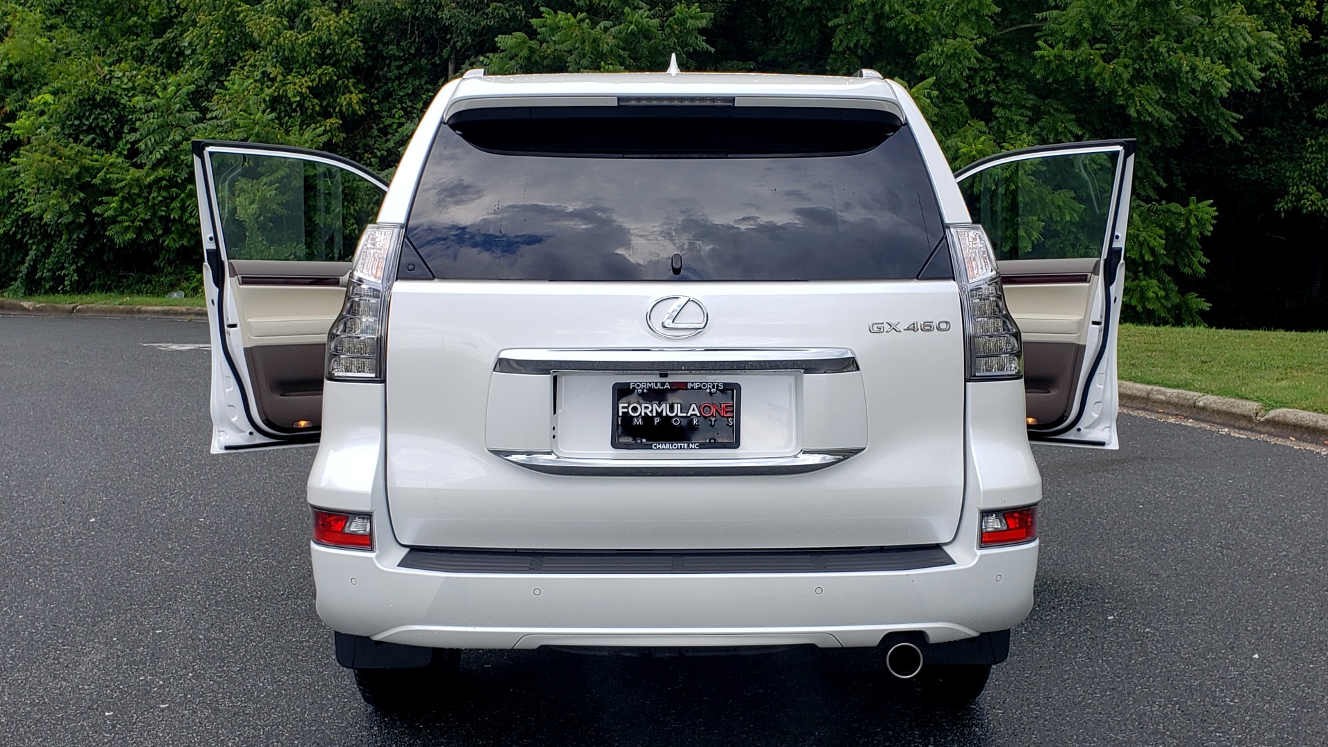Used 2019 Lexus GX GX 460 for sale Sold at Formula Imports in Charlotte NC 28227 31