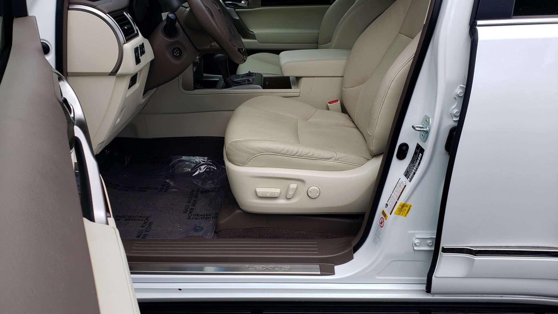 Used 2019 Lexus GX GX 460 for sale Sold at Formula Imports in Charlotte NC 28227 38