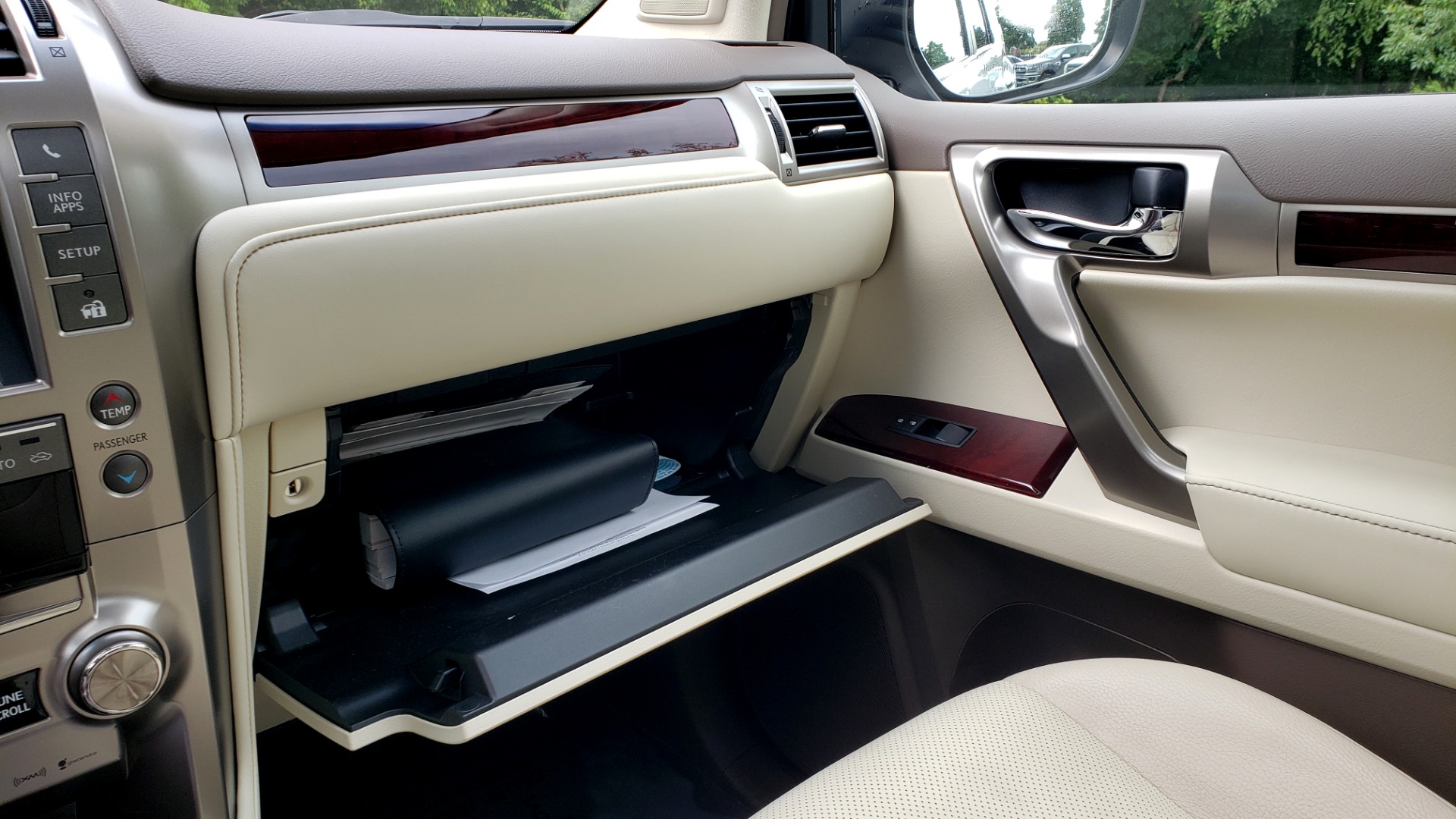 Used 2019 Lexus GX GX 460 for sale Sold at Formula Imports in Charlotte NC 28227 56