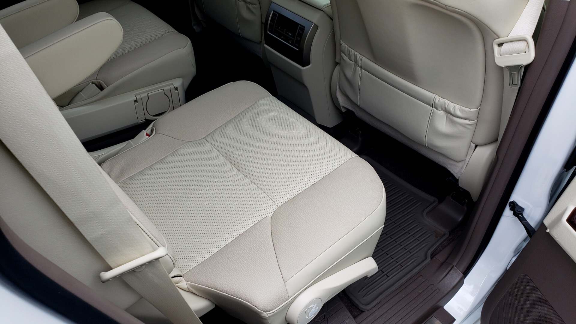Used 2019 Lexus GX GX 460 for sale Sold at Formula Imports in Charlotte NC 28227 76