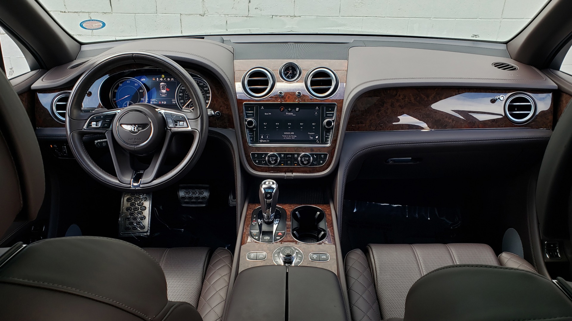 Used 2017 Bentley BENTAYGA W12 600HP / NAV / HTD SEATS / PANO-ROOF / REARVIEW / 21IN WHEELS for sale Sold at Formula Imports in Charlotte NC 28227 103