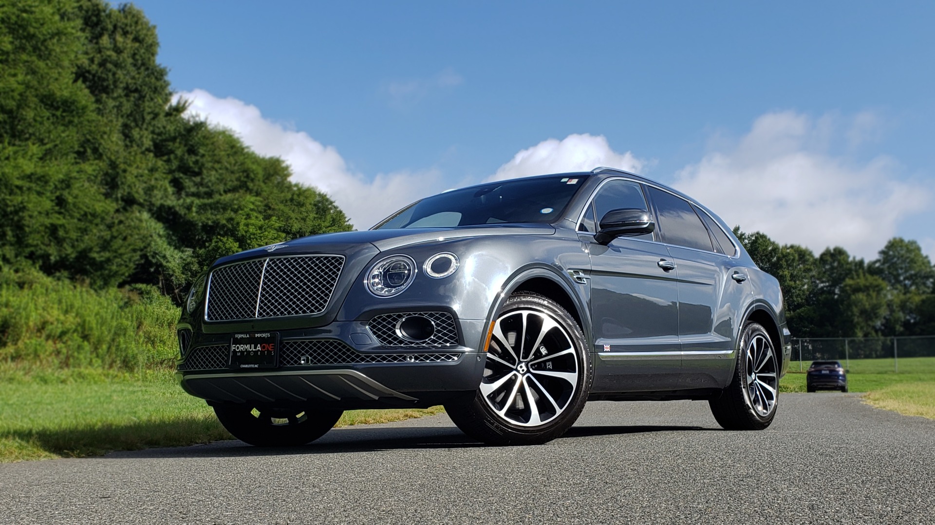 Used 2017 Bentley BENTAYGA W12 600HP / NAV / HTD SEATS / PANO-ROOF / REARVIEW / 21IN WHEELS for sale Sold at Formula Imports in Charlotte NC 28227 2