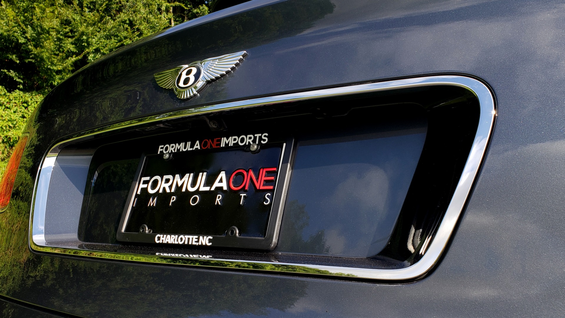 Used 2017 Bentley BENTAYGA W12 600HP / NAV / HTD SEATS / PANO-ROOF / REARVIEW / 21IN WHEELS for sale Sold at Formula Imports in Charlotte NC 28227 42