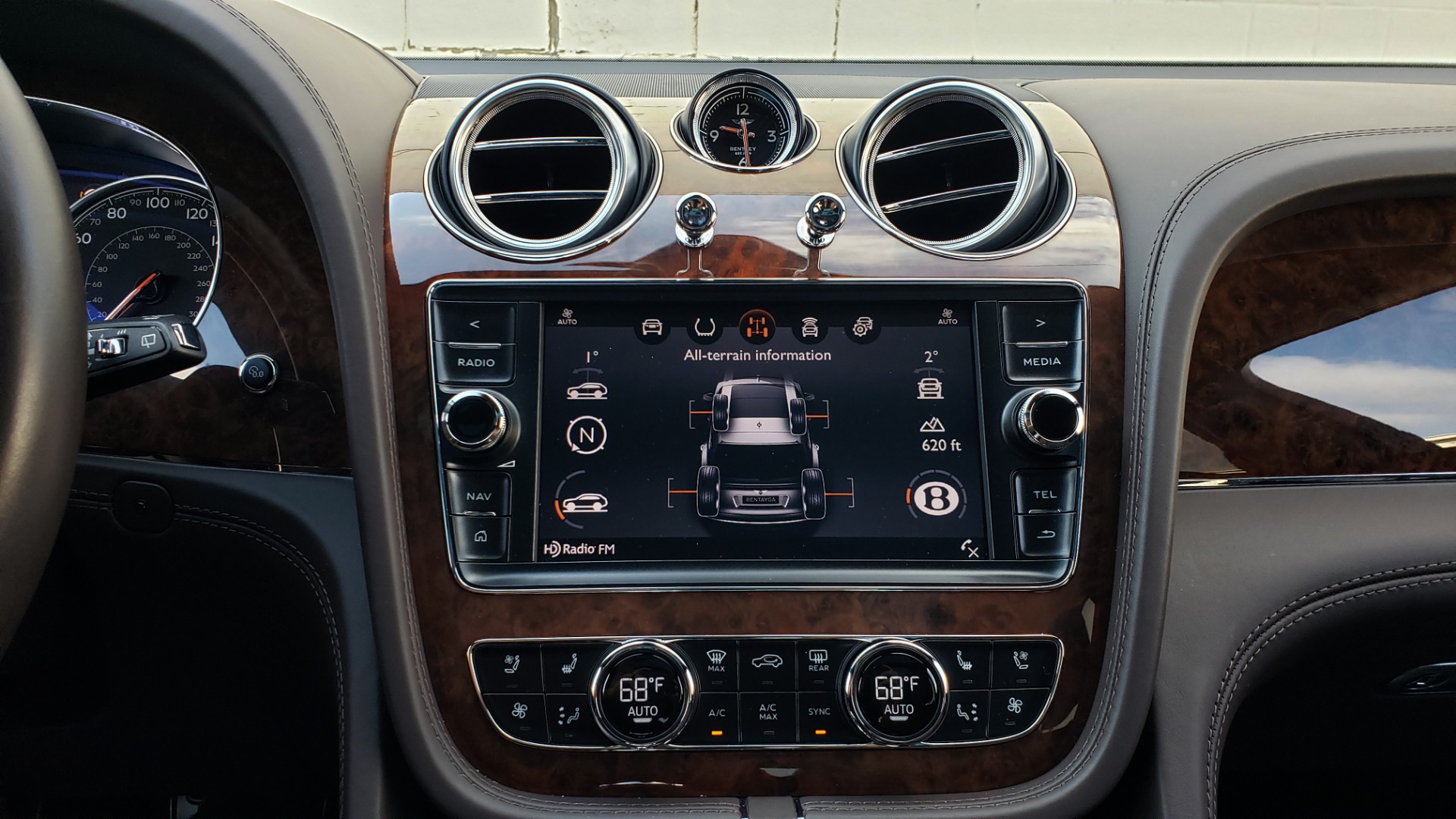Used 2017 Bentley BENTAYGA W12 600HP / NAV / HTD SEATS / PANO-ROOF / REARVIEW for sale Sold at Formula Imports in Charlotte NC 28227 62