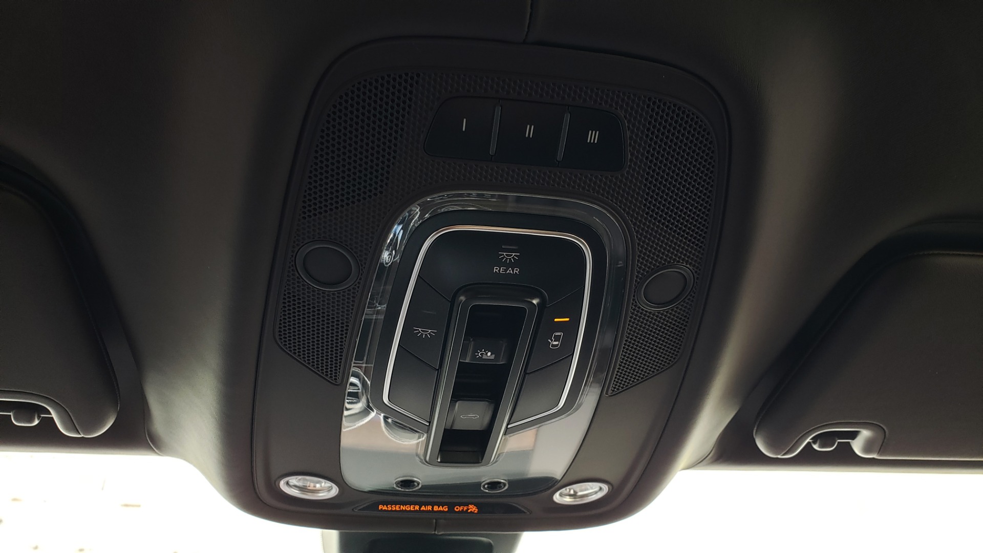 Used 2017 Bentley BENTAYGA W12 600HP / NAV / HTD SEATS / PANO-ROOF / REARVIEW for sale Sold at Formula Imports in Charlotte NC 28227 71