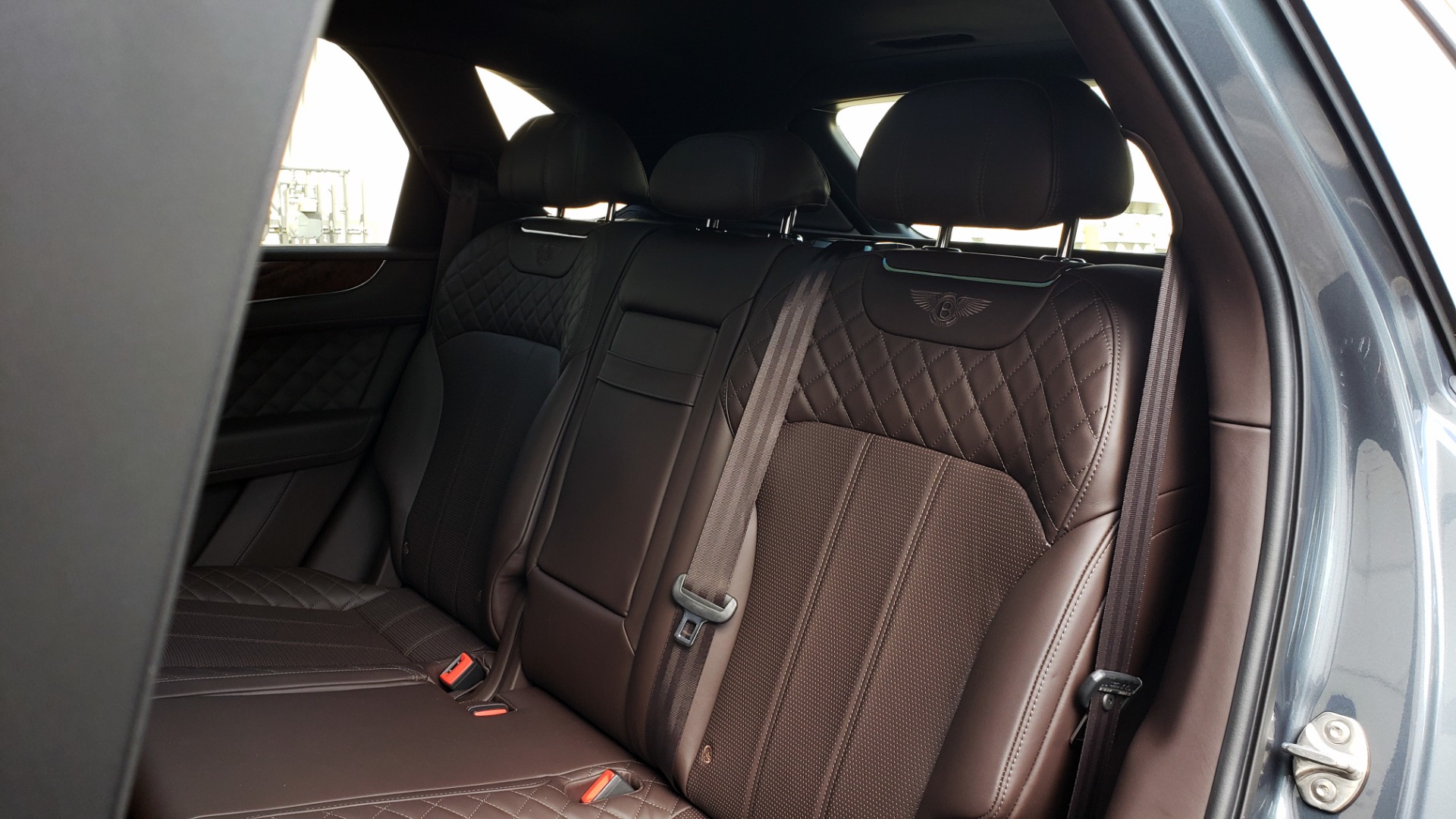Used 2017 Bentley BENTAYGA W12 600HP / NAV / HTD SEATS / PANO-ROOF / REARVIEW / 21IN WHEELS for sale Sold at Formula Imports in Charlotte NC 28227 78