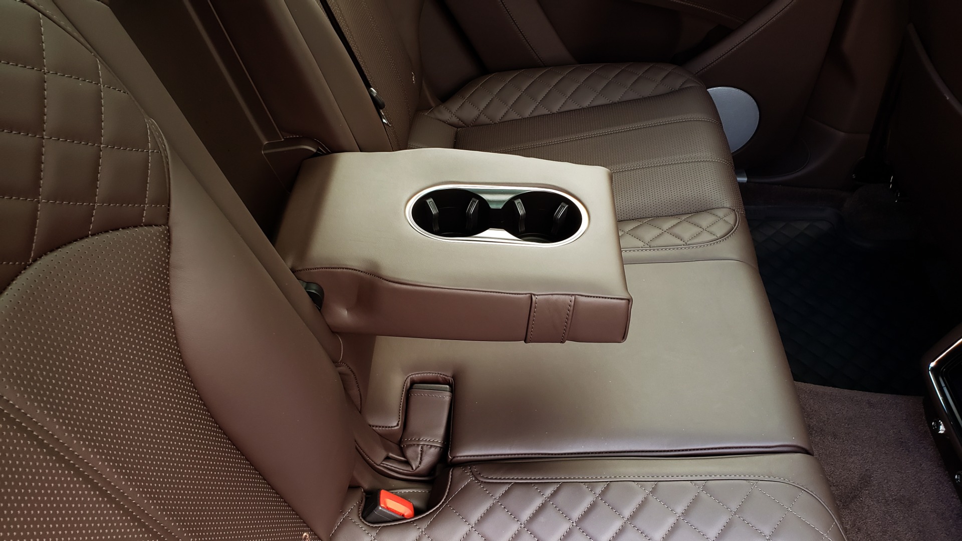 Used 2017 Bentley BENTAYGA W12 600HP / NAV / HTD SEATS / PANO-ROOF / REARVIEW / 21IN WHEELS for sale Sold at Formula Imports in Charlotte NC 28227 97