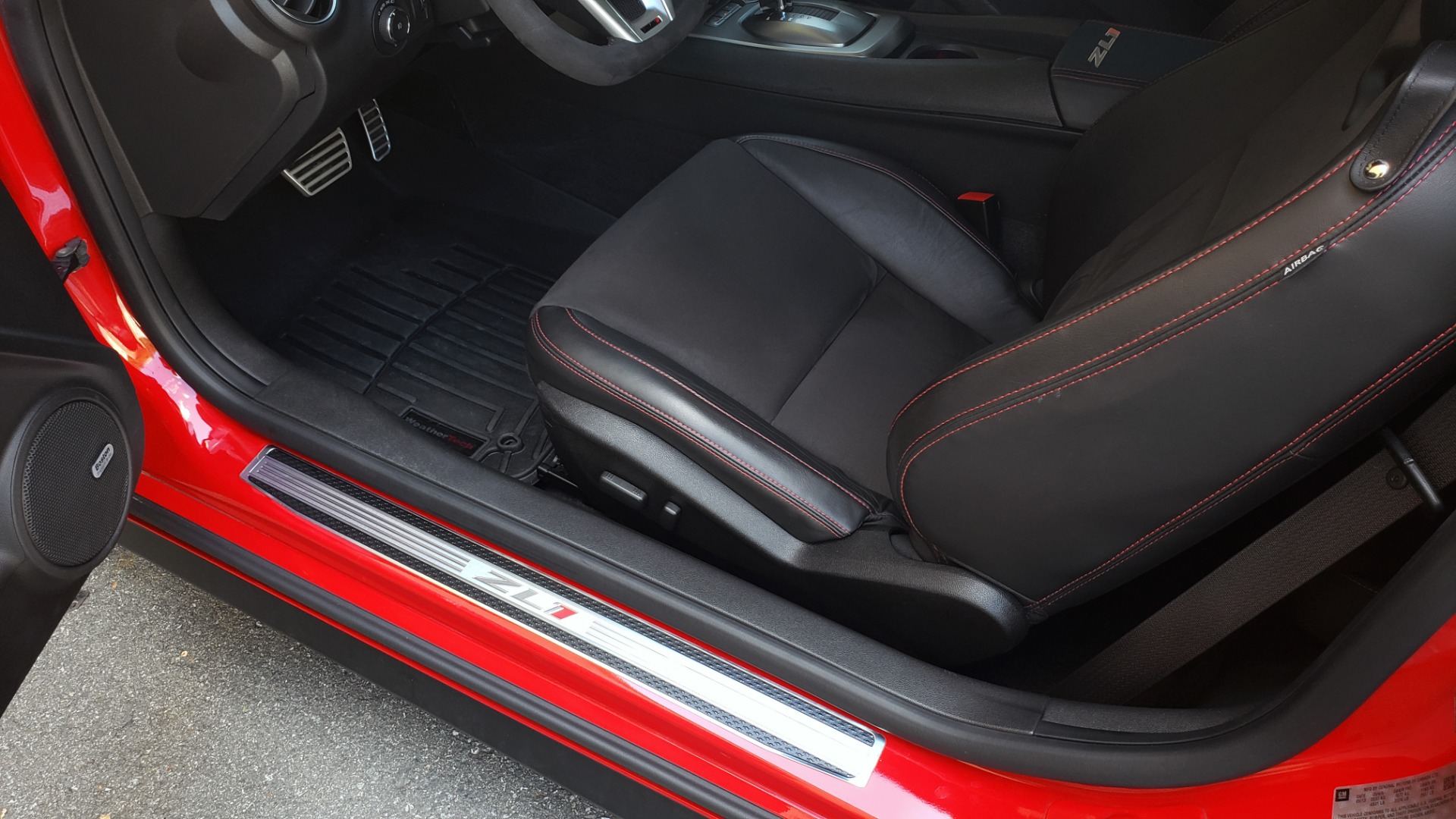 Used 2013 Chevrolet CAMARO ZL1 / 6.2L SUPERCHARGED 580HP / 6-SPD AUTO / NAV / REARVIEW for sale Sold at Formula Imports in Charlotte NC 28227 42
