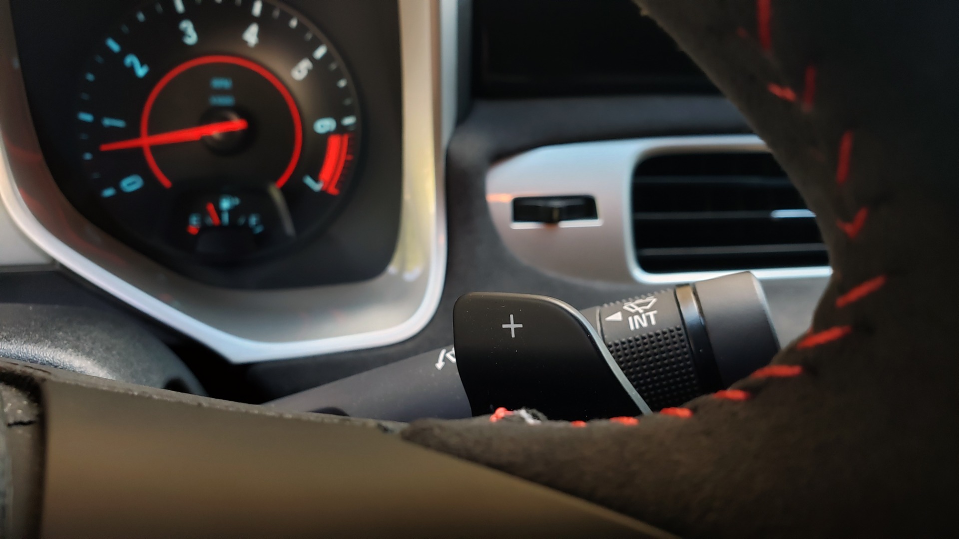 Used 2013 Chevrolet CAMARO ZL1 580HP / AUTO / NAV / BOSTON ACOUSTIC SND / REARVIEW for sale $40,995 at Formula Imports in Charlotte NC 28227 56