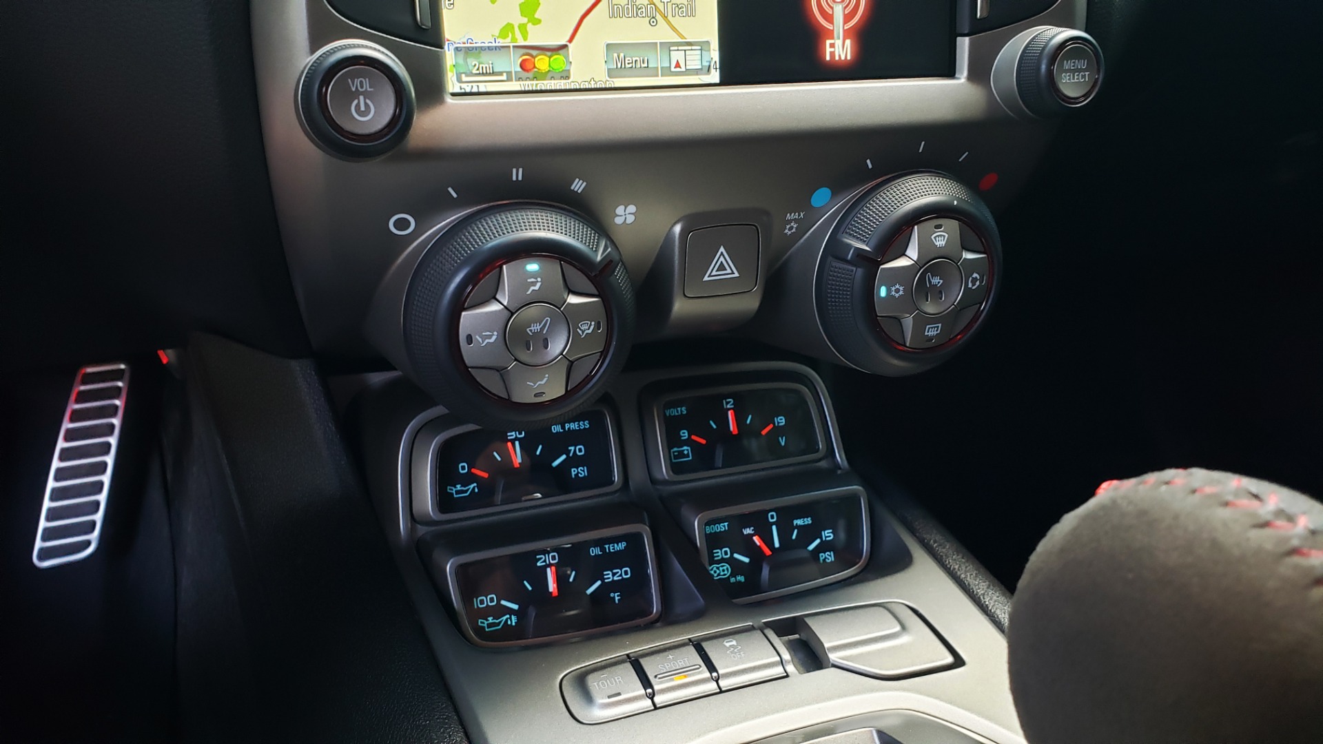 Used 2013 Chevrolet CAMARO ZL1 580HP / AUTO / NAV / BOSTON ACOUSTIC SND / REARVIEW for sale $40,995 at Formula Imports in Charlotte NC 28227 66