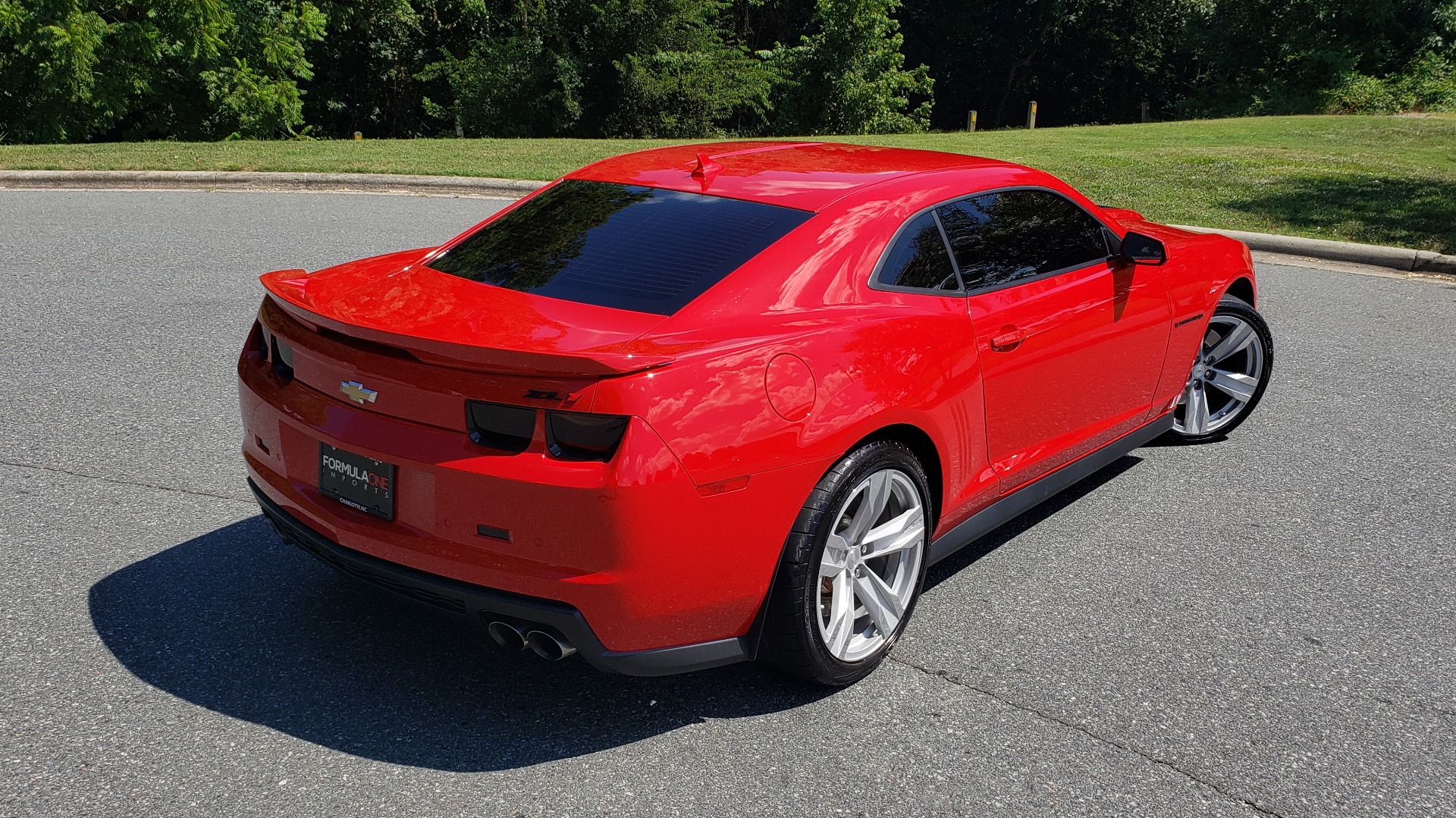 Used 2013 Chevrolet CAMARO ZL1 / 6.2L SUPERCHARGED 580HP / 6-SPD AUTO / NAV / REARVIEW for sale Sold at Formula Imports in Charlotte NC 28227 8
