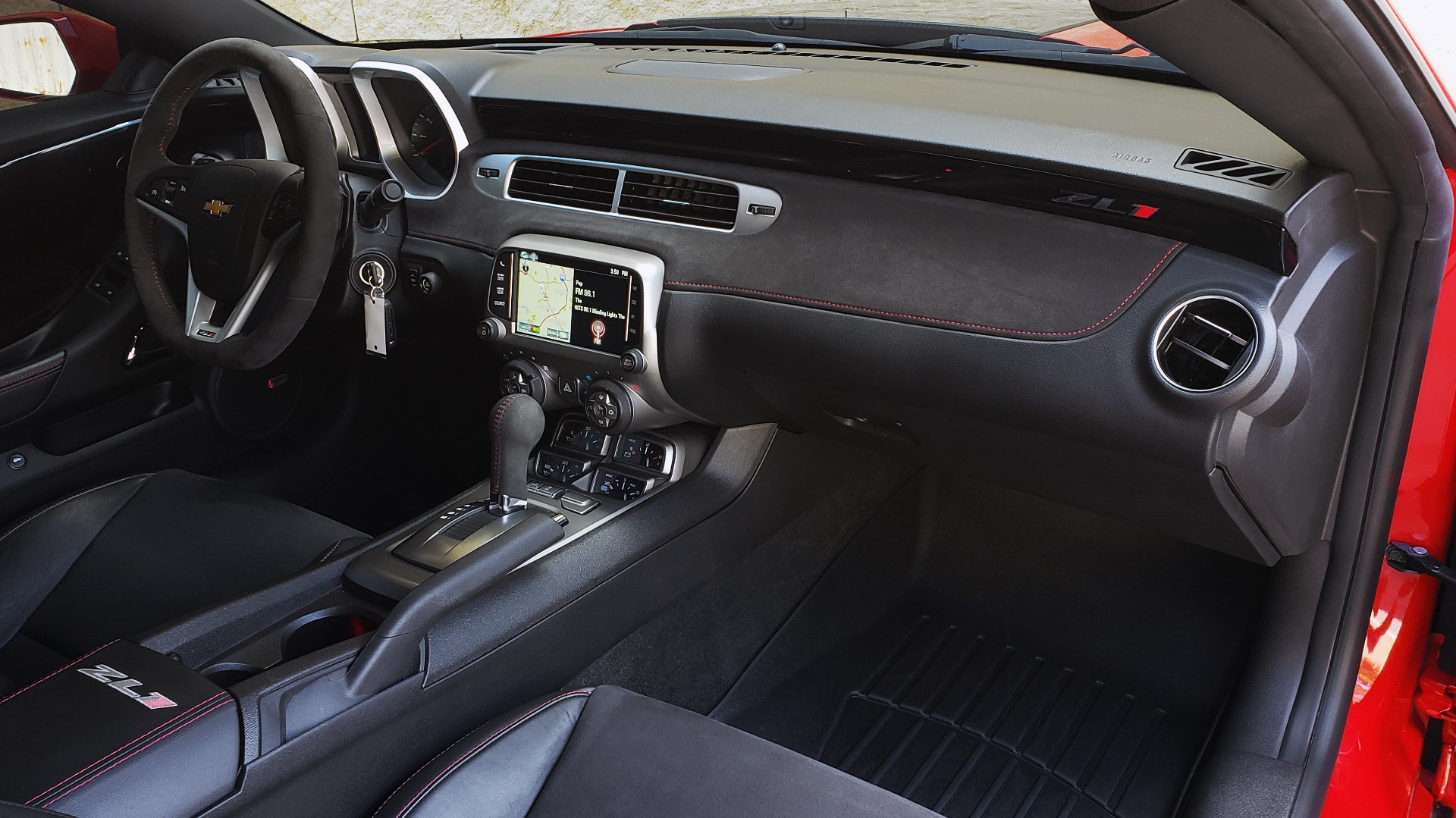 Used 2013 Chevrolet CAMARO ZL1 / 6.2L SUPERCHARGED 580HP / 6-SPD AUTO / NAV / REARVIEW for sale Sold at Formula Imports in Charlotte NC 28227 81