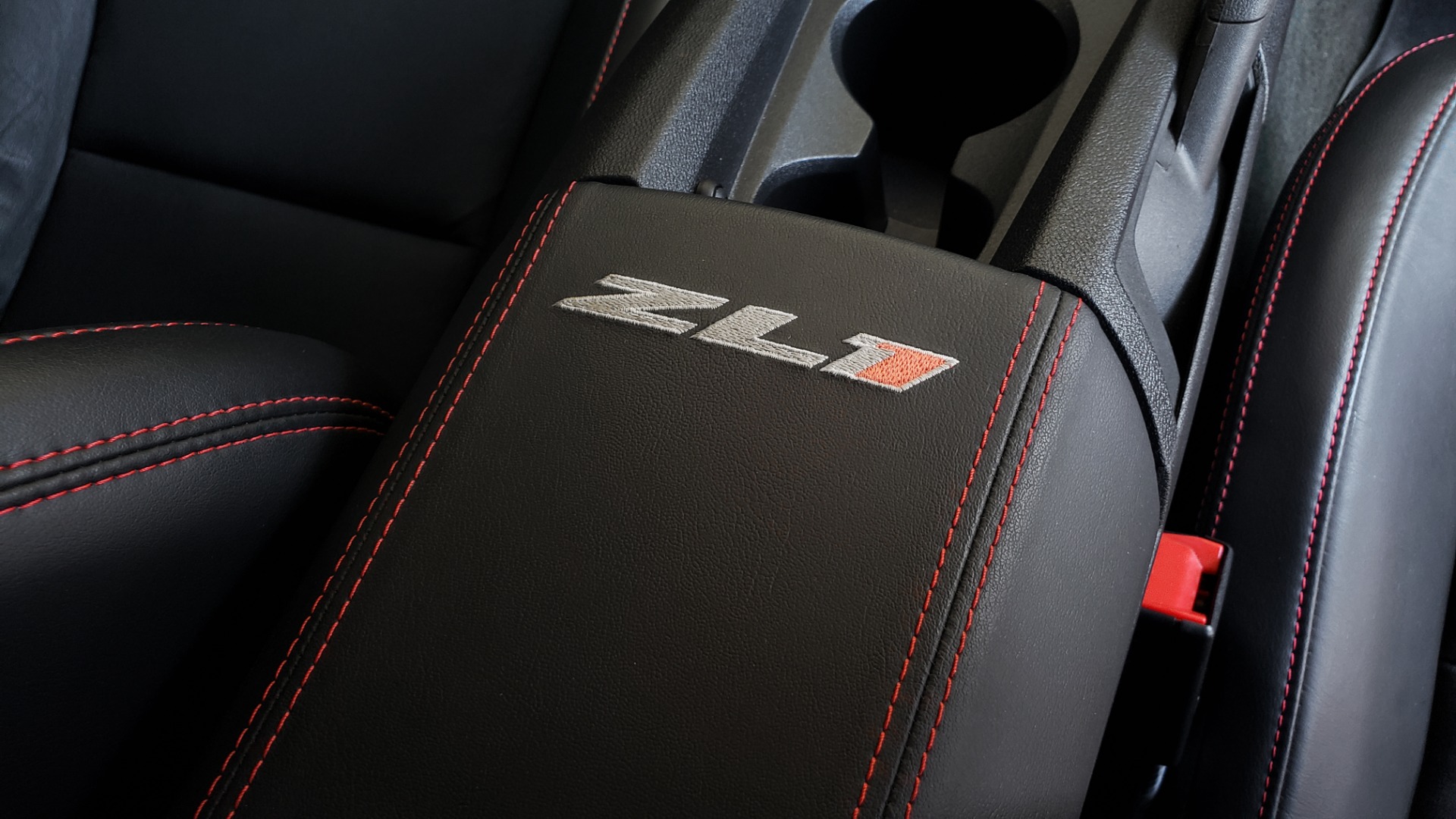 Used 2013 Chevrolet CAMARO ZL1 / 6.2L SUPERCHARGED 580HP / 6-SPD AUTO / NAV / REARVIEW for sale Sold at Formula Imports in Charlotte NC 28227 83