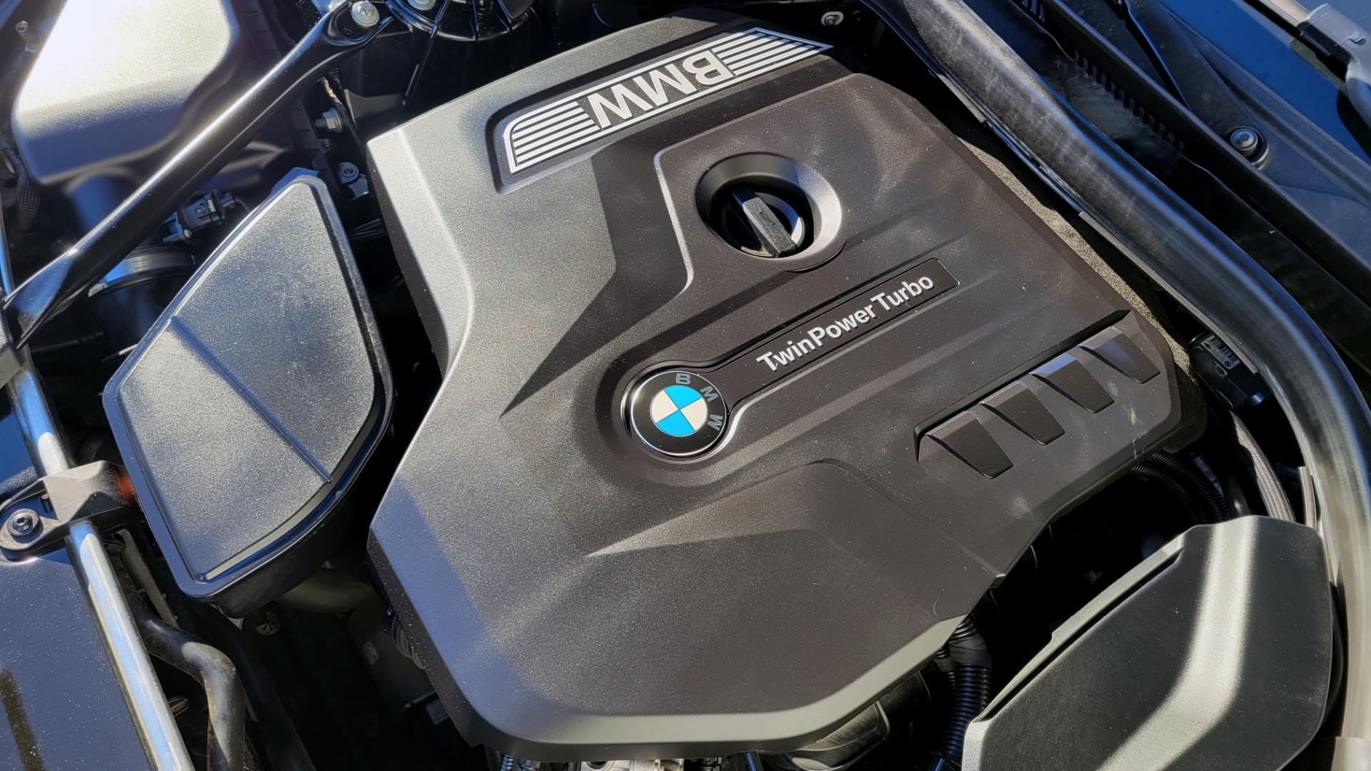 Used 2017 BMW 5 SERIES 530I XDRIVE PREMIUM / NAV / SUNROOF / PARK ASST / COLD WTHR / RE for sale Sold at Formula Imports in Charlotte NC 28227 13