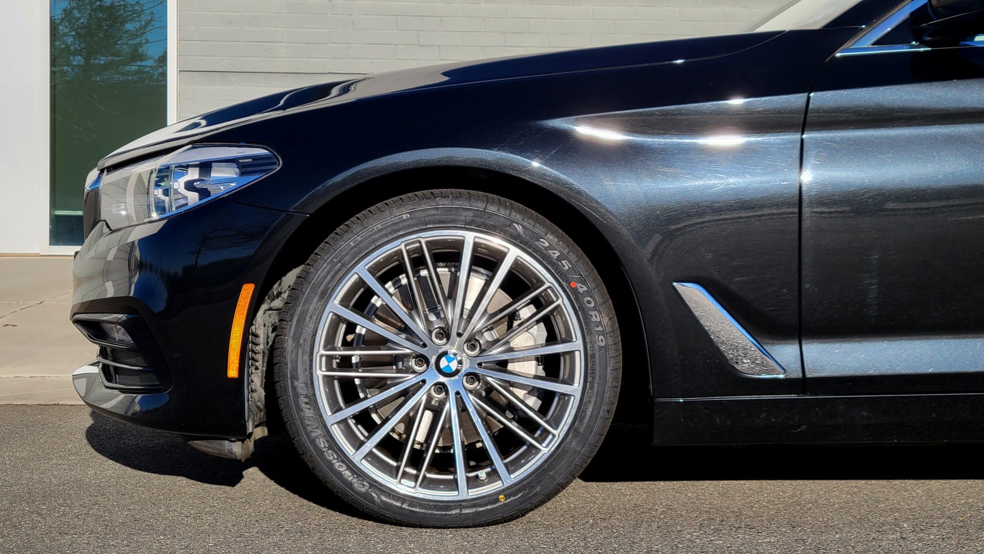 Used 2017 BMW 5 SERIES 530I XDRIVE PREMIUM / NAV / SUNROOF / PARK ASST / COLD WTHR / RE for sale Sold at Formula Imports in Charlotte NC 28227 29