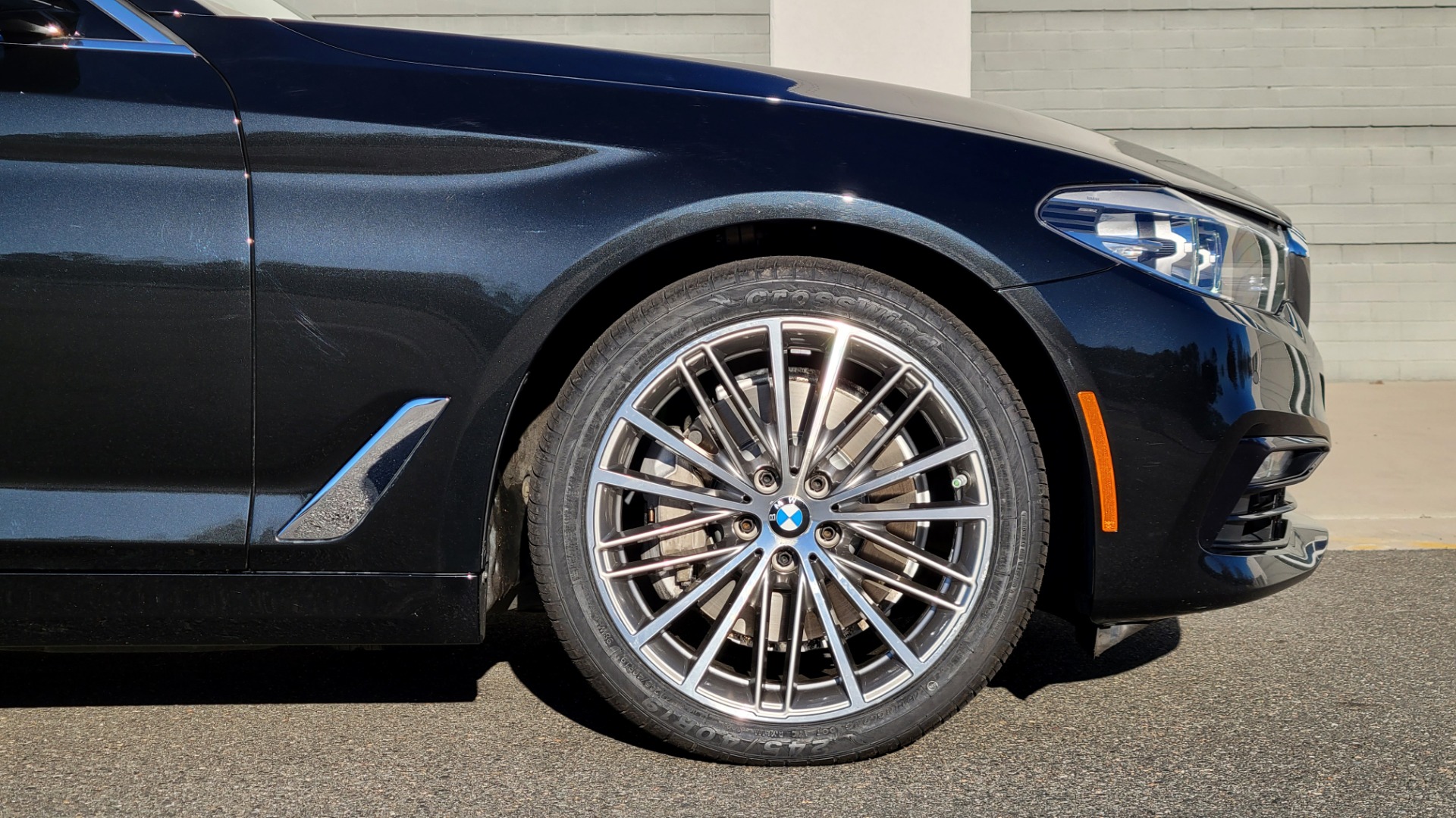 Used 2017 BMW 5 SERIES 530I XDRIVE PREMIUM / NAV / SUNROOF / PARK ASST / COLD WTHR / RE for sale Sold at Formula Imports in Charlotte NC 28227 32
