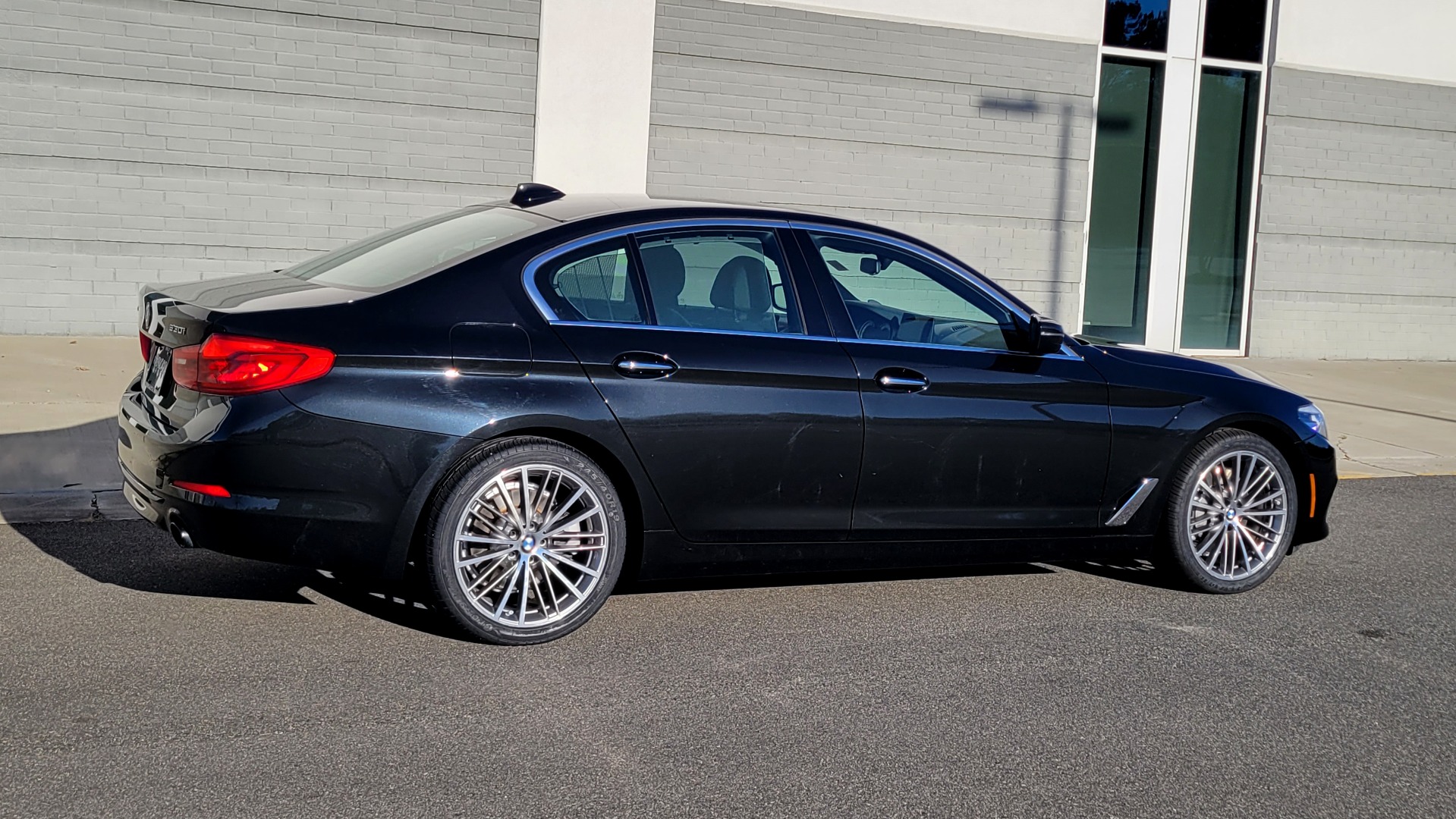 Used 2017 BMW 5 SERIES 530I XDRIVE PREMIUM / NAV / SUNROOF / PARK ASST / COLD WTHR / RE for sale Sold at Formula Imports in Charlotte NC 28227 8