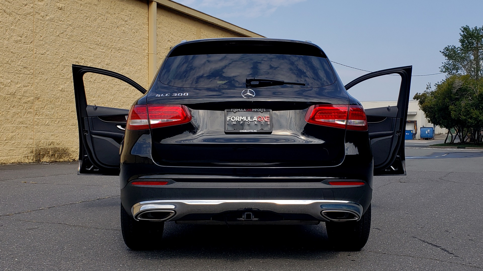 Used 2016 Mercedes-Benz GLC 300 / PANO-ROOF / HEATED SEATS / REARVIEW / NEW TIRES for sale Sold at Formula Imports in Charlotte NC 28227 27