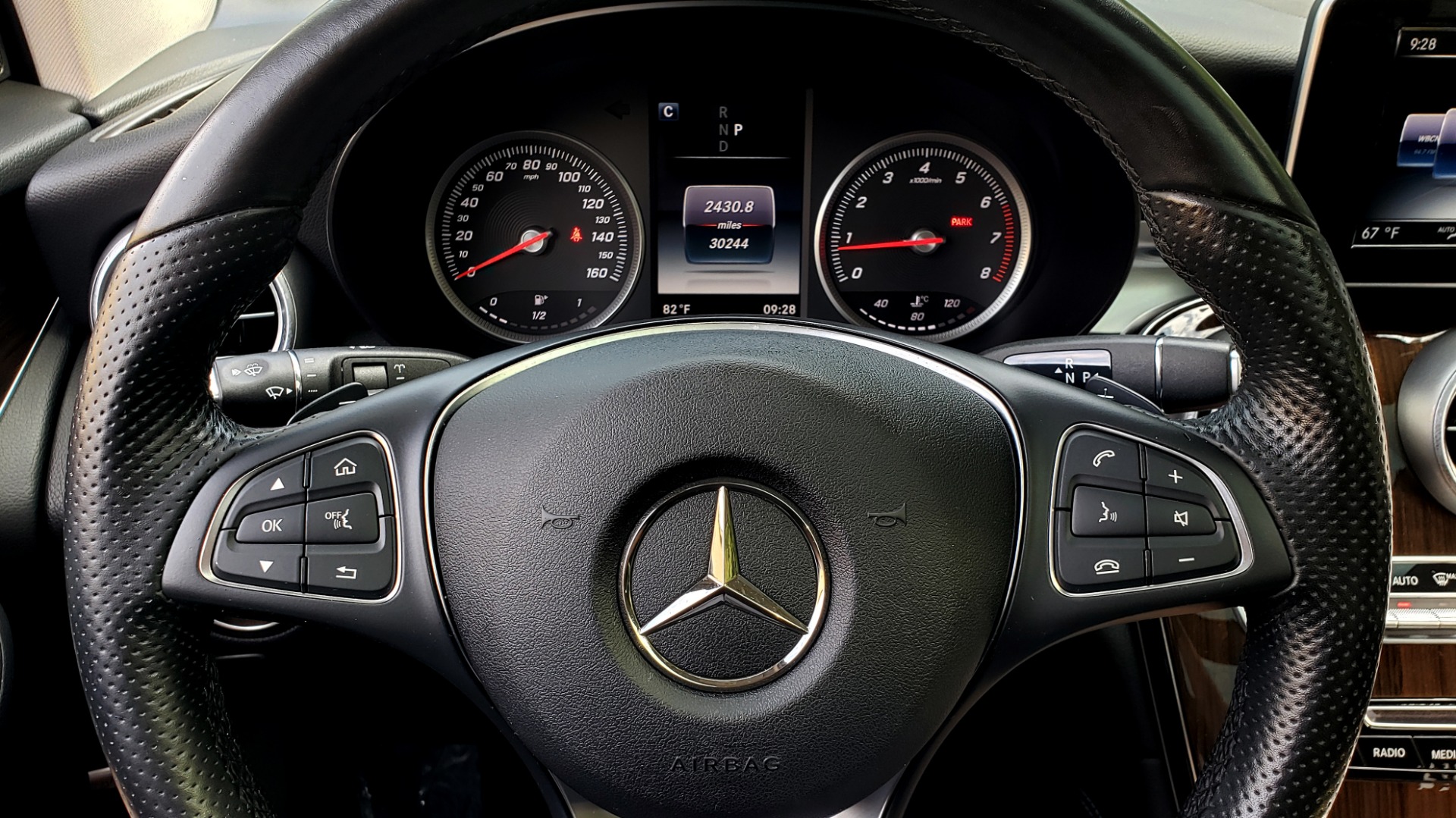 Used 2016 Mercedes-Benz GLC 300 / PANO-ROOF / HEATED SEATS / REARVIEW / NEW TIRES for sale Sold at Formula Imports in Charlotte NC 28227 39