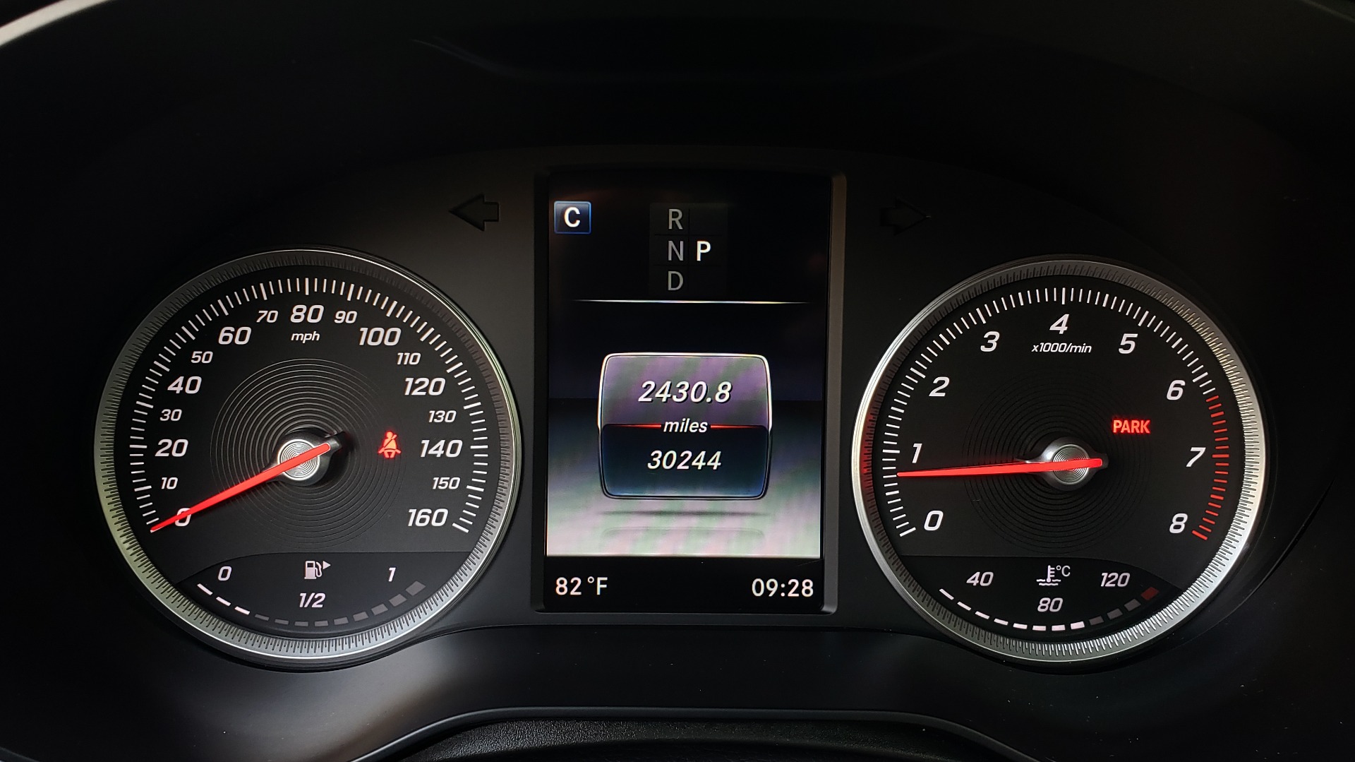 Used 2016 Mercedes-Benz GLC 300 / PANO-ROOF / HEATED SEATS / REARVIEW / NEW TIRES for sale Sold at Formula Imports in Charlotte NC 28227 41
