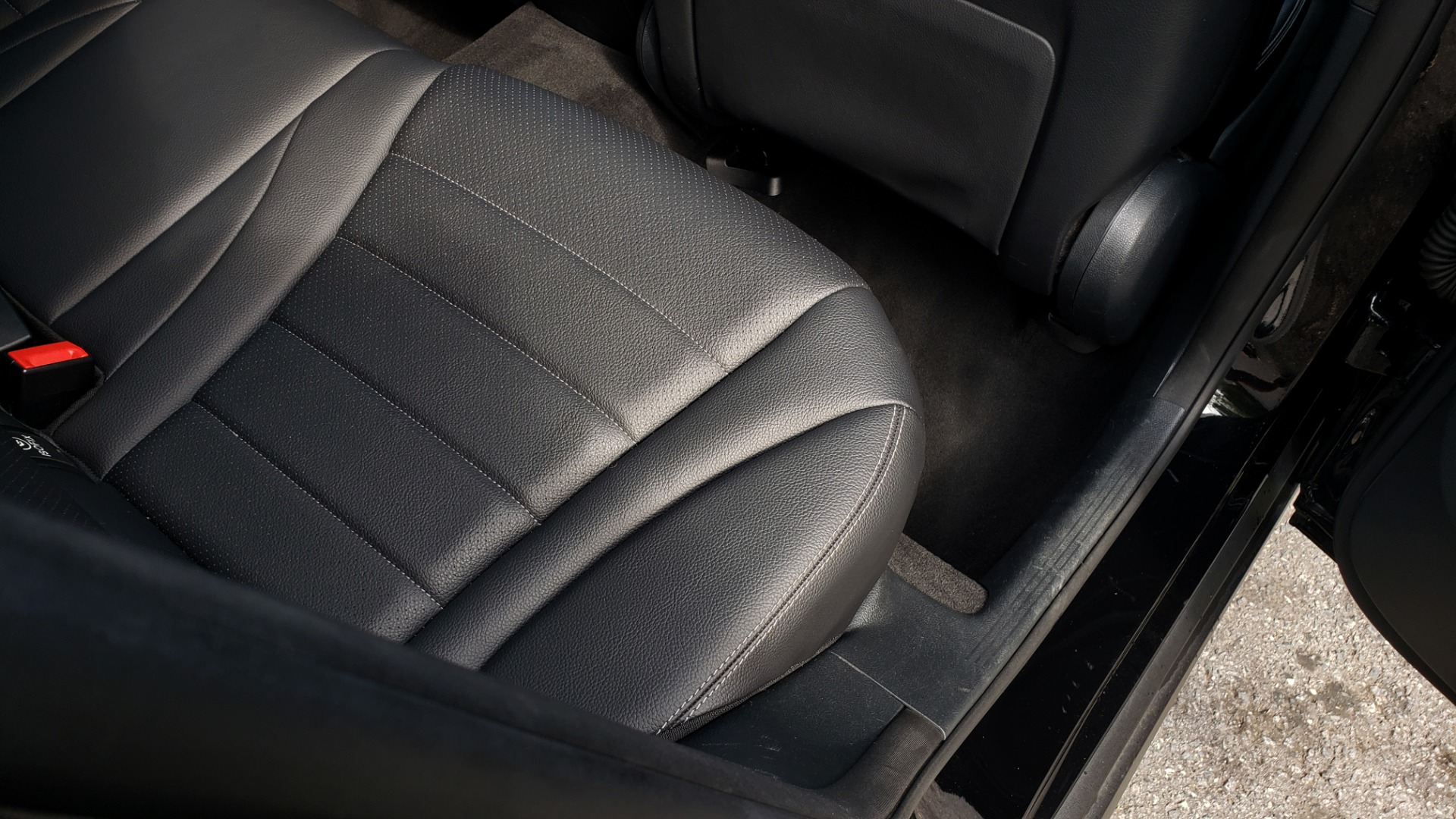 Used 2016 Mercedes-Benz GLC 300 / PANO-ROOF / HEATED SEATS / REARVIEW / NEW TIRES for sale Sold at Formula Imports in Charlotte NC 28227 67
