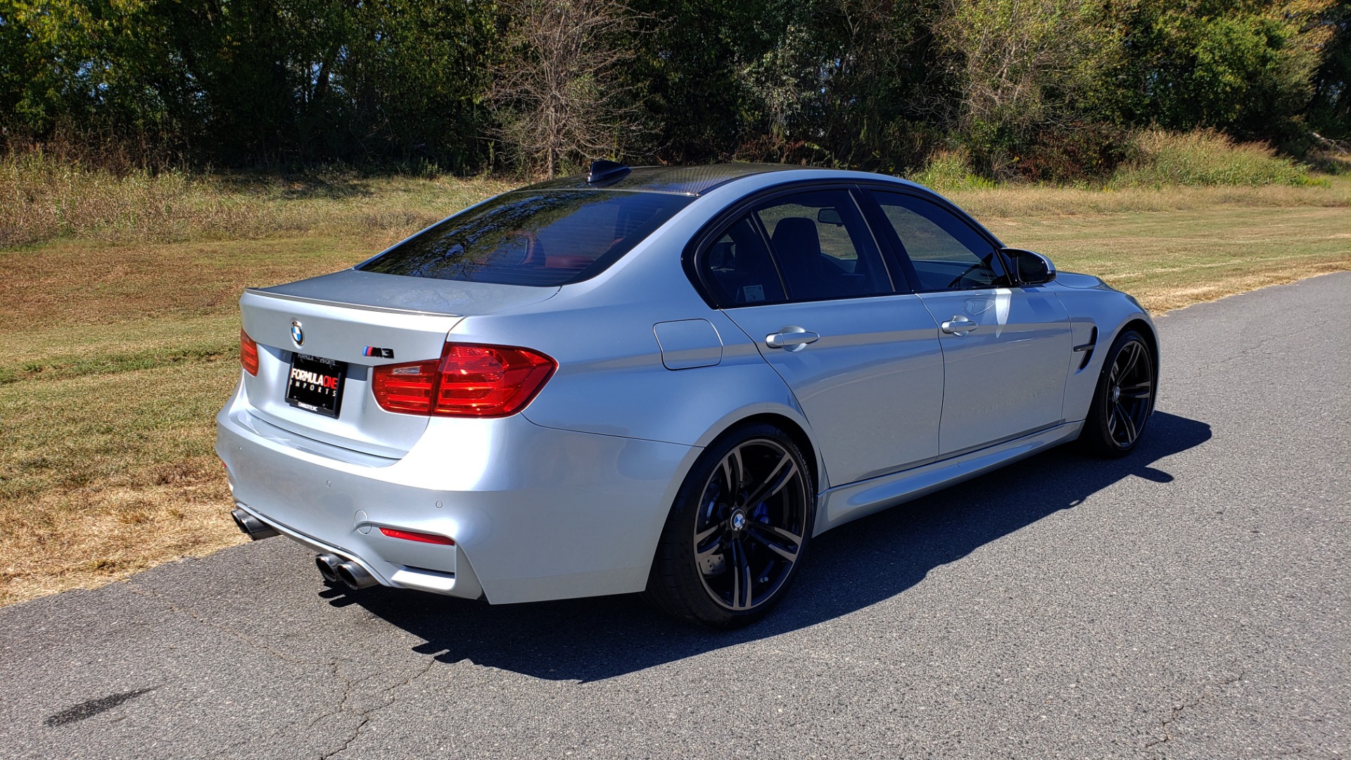 Used 2015 BMW M3 EXECUTIVE PKG / NAV / CAMERA / HUD / CARBON FIBER ROOF for sale Sold at Formula Imports in Charlotte NC 28227 12