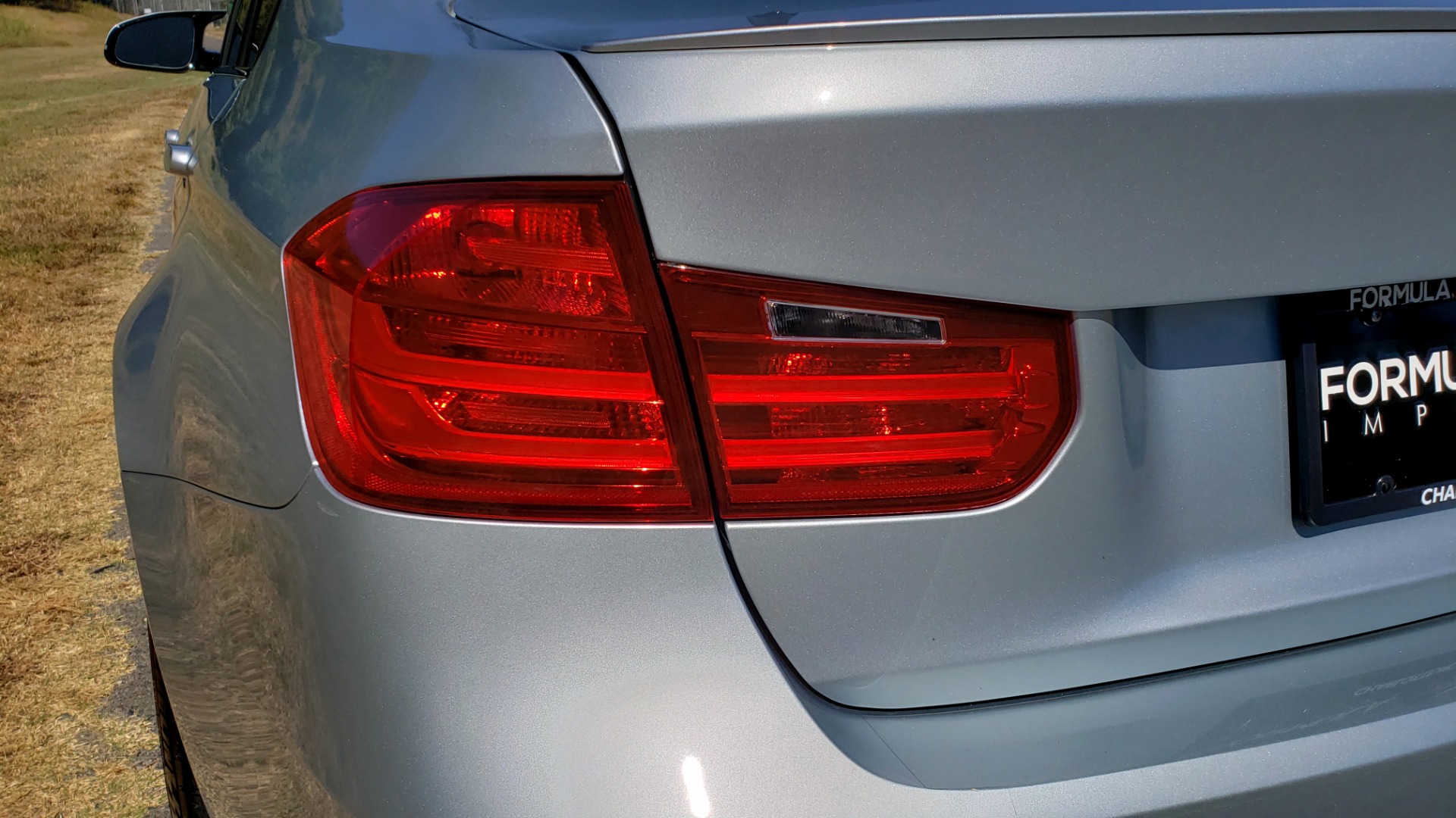 Used 2015 BMW M3 EXECUTIVE PKG / NAV / CAMERA / HUD / CARBON FIBER ROOF for sale Sold at Formula Imports in Charlotte NC 28227 16