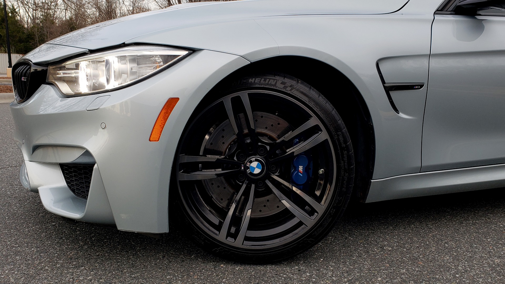 Used 2015 BMW M3 EXECUTIVE PKG / NAV / CAMERA / HUD / CARBON FIBER ROOF for sale Sold at Formula Imports in Charlotte NC 28227 21